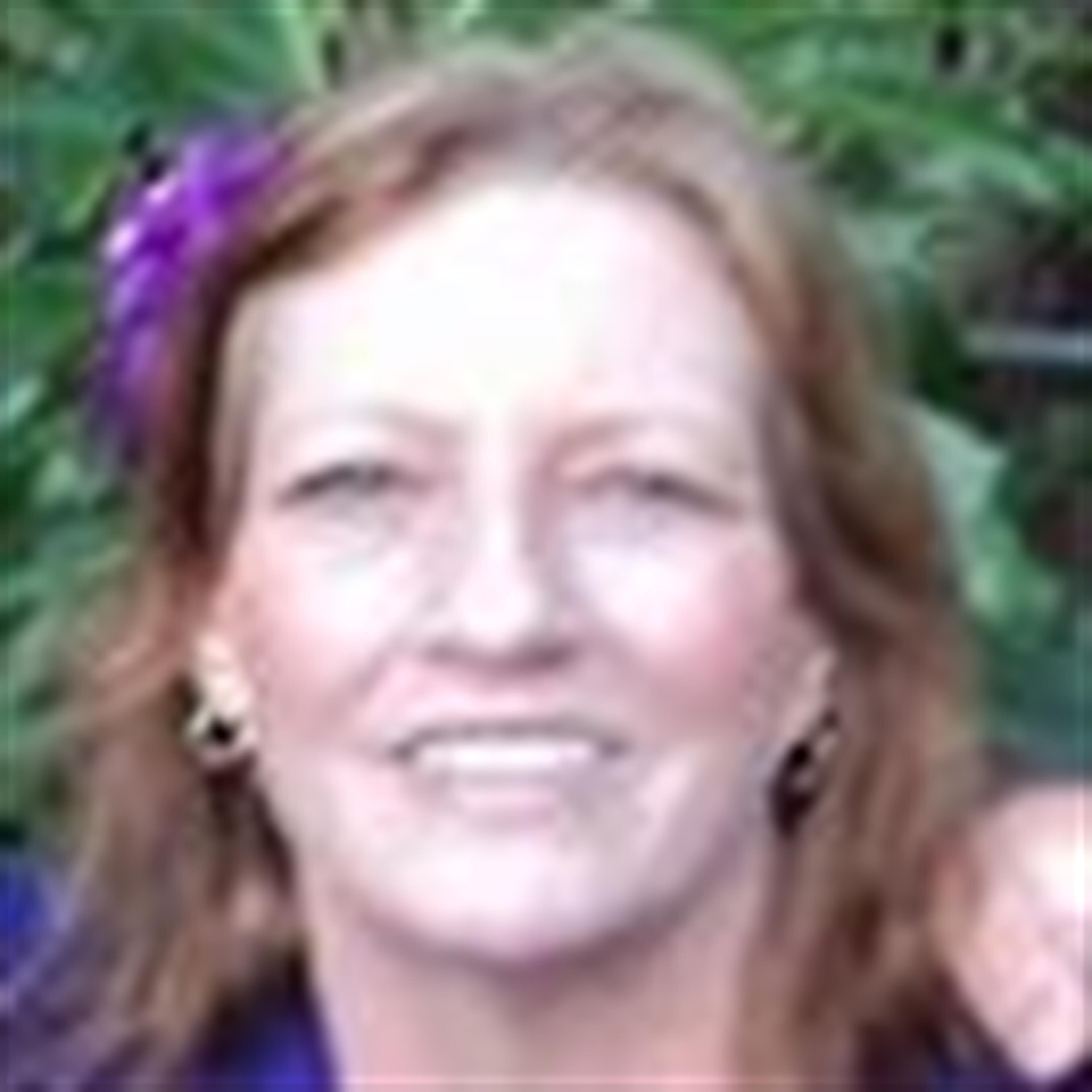 Sandra M Deason