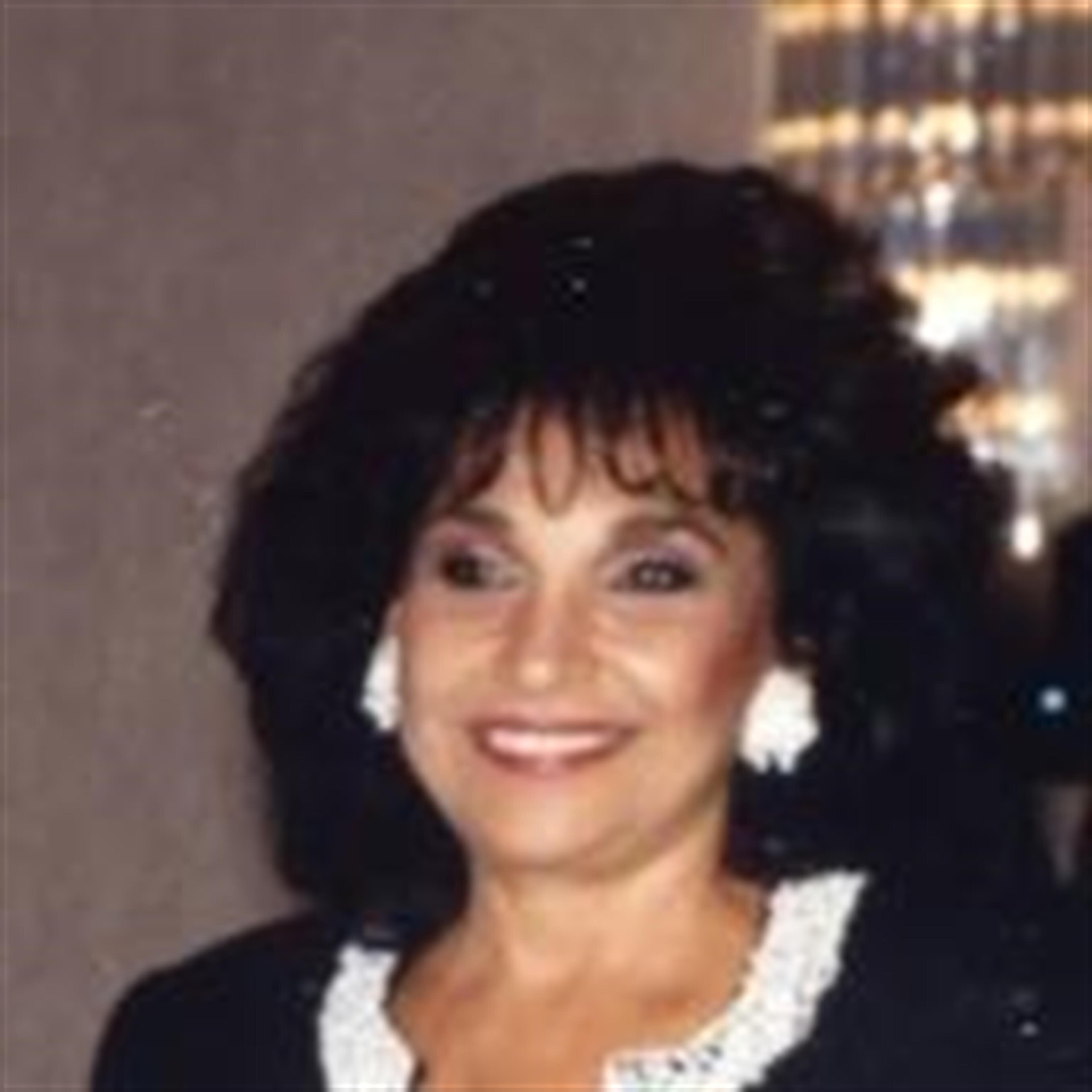 Evelyn Sales