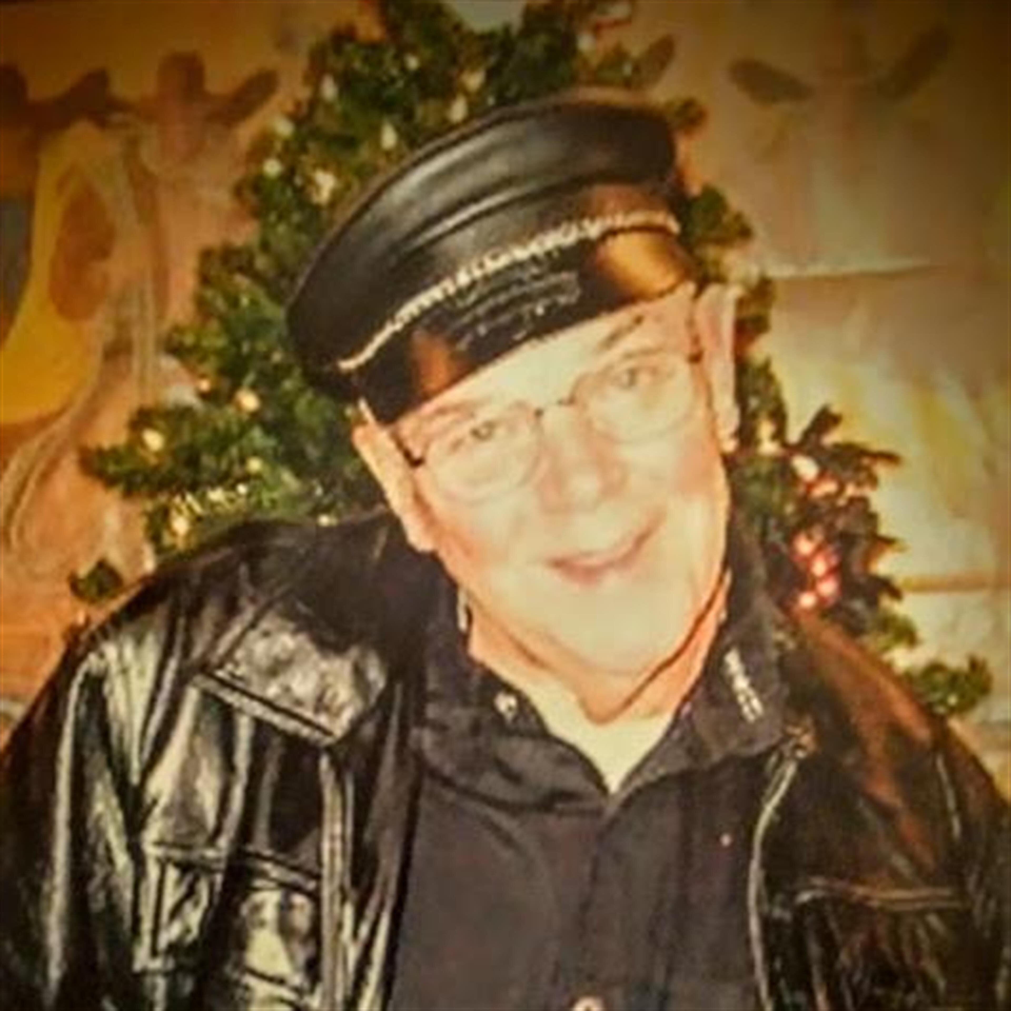 Leroy E. "Lee" Arvey
