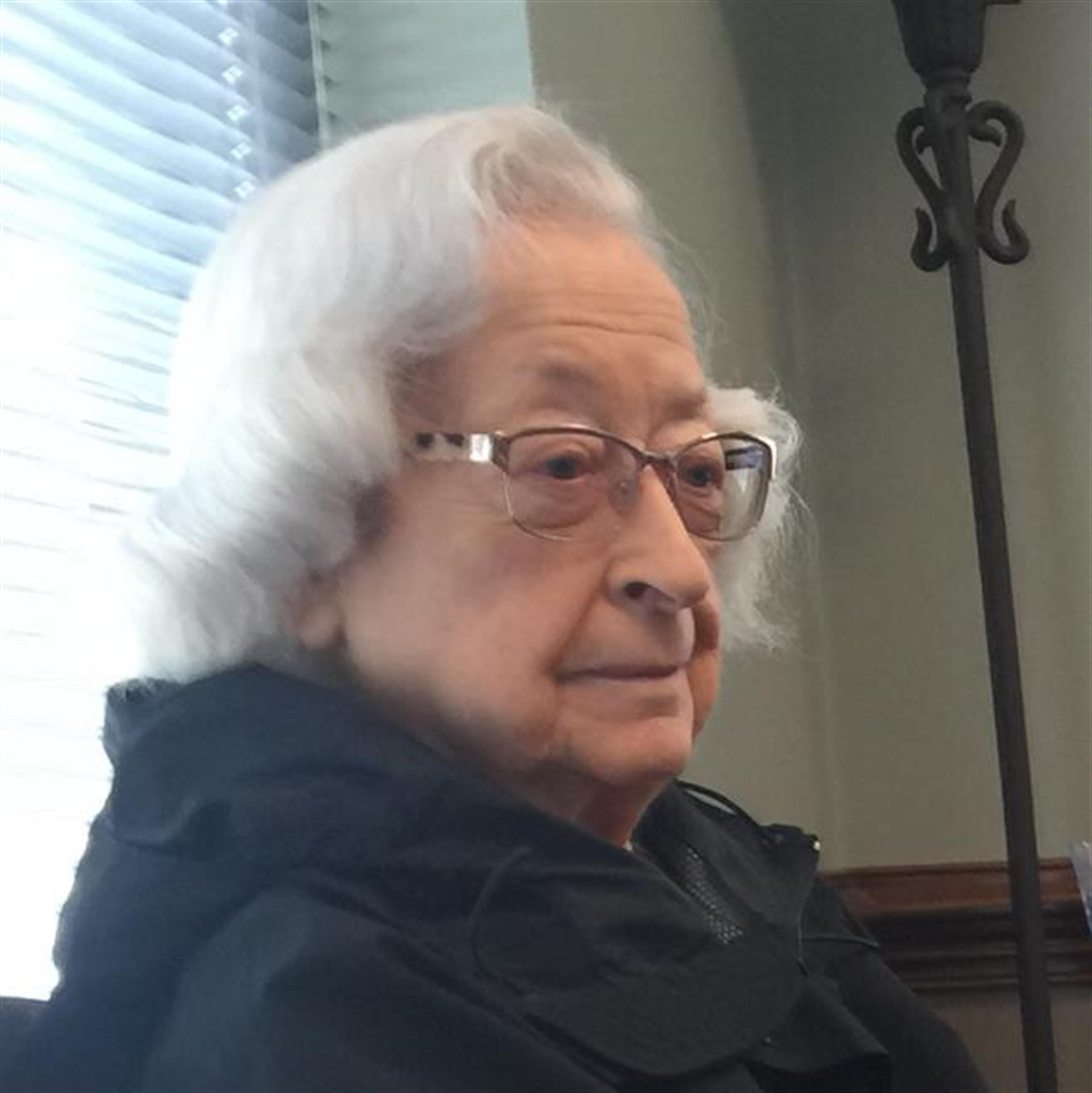 Dorothy Leda Warble