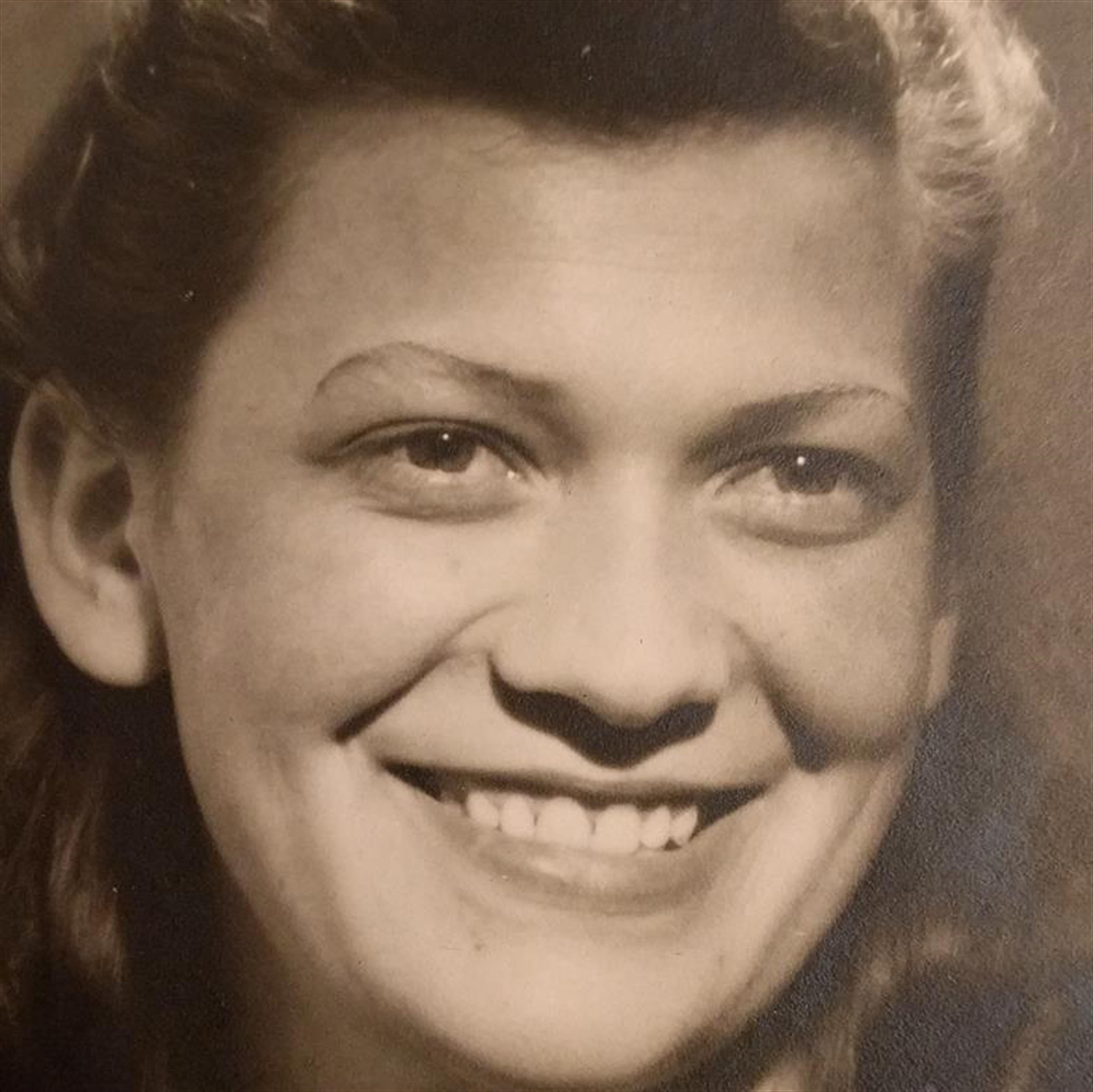 Helen Laks