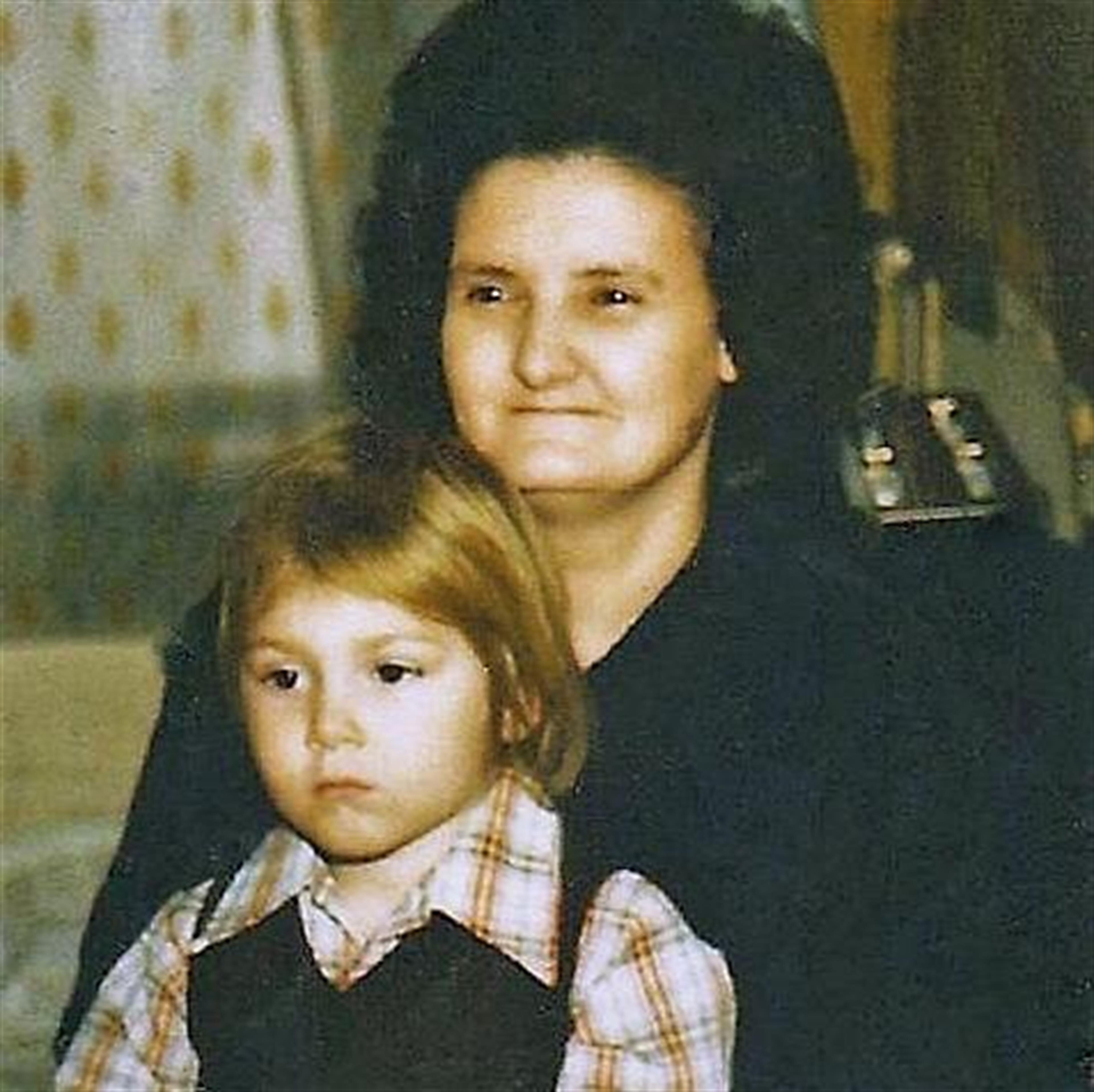 Mrs Alma Jean Farrell