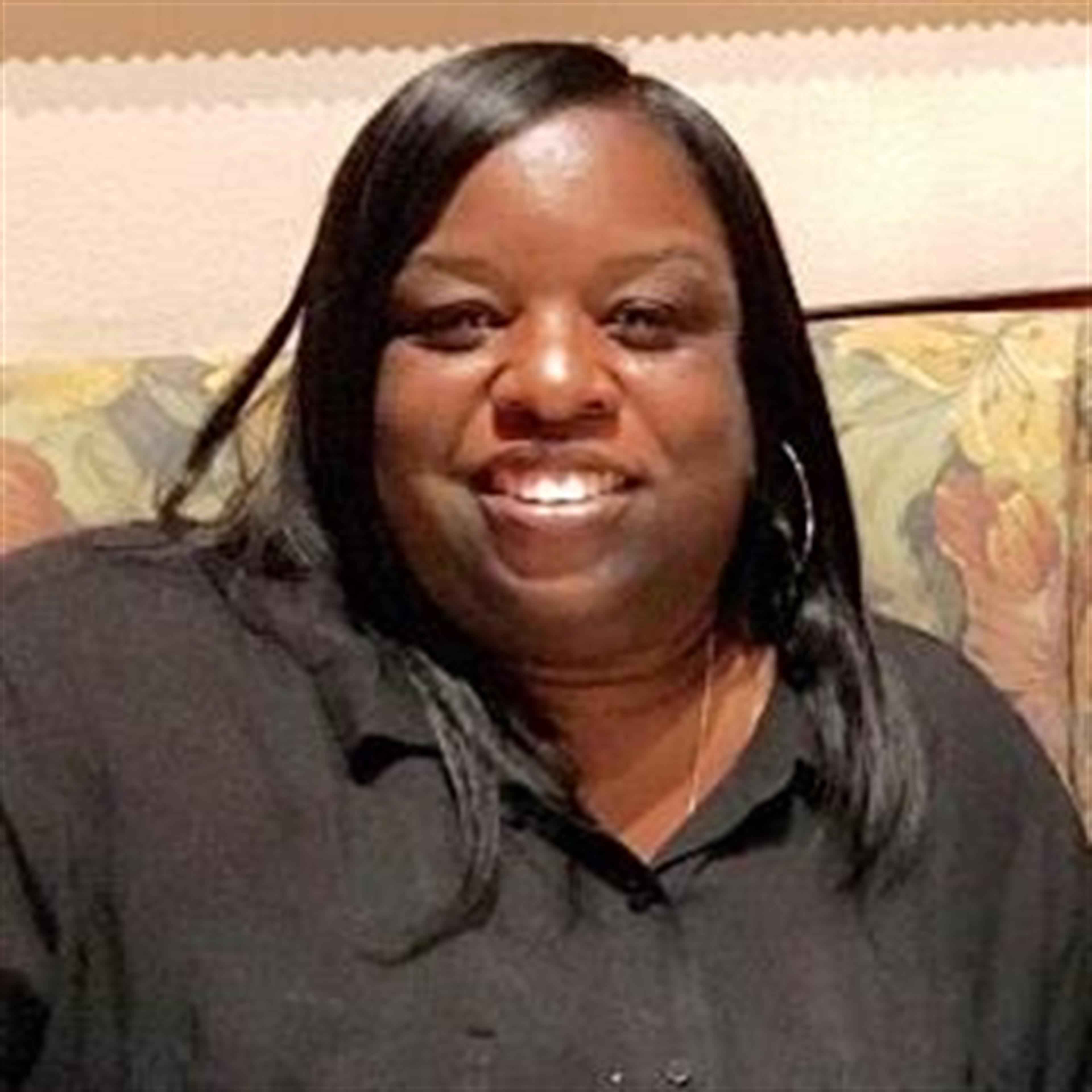 Ms Evette Delton