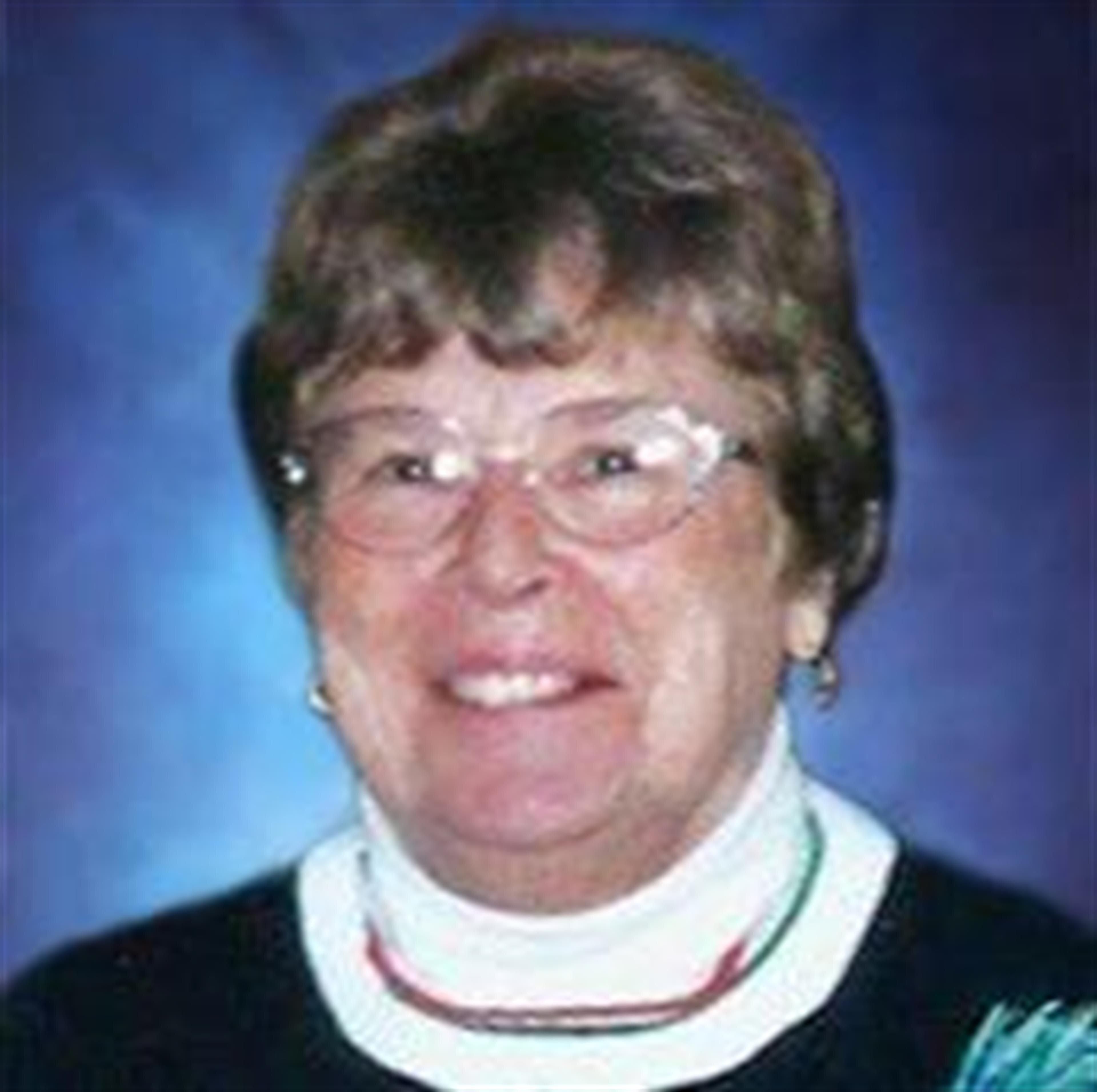 Betty Lee Carmine