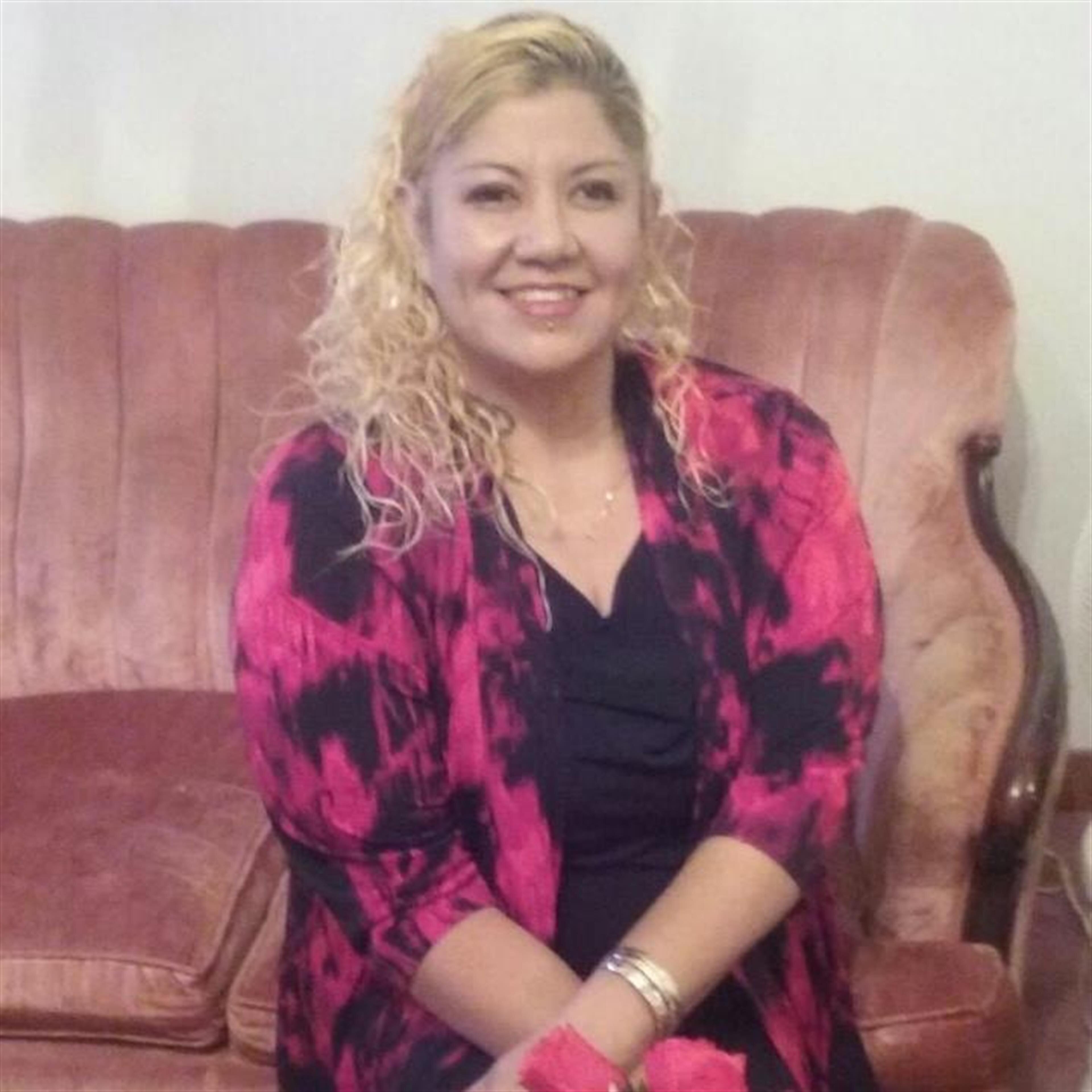Mrs. Rosalinda  Leyva