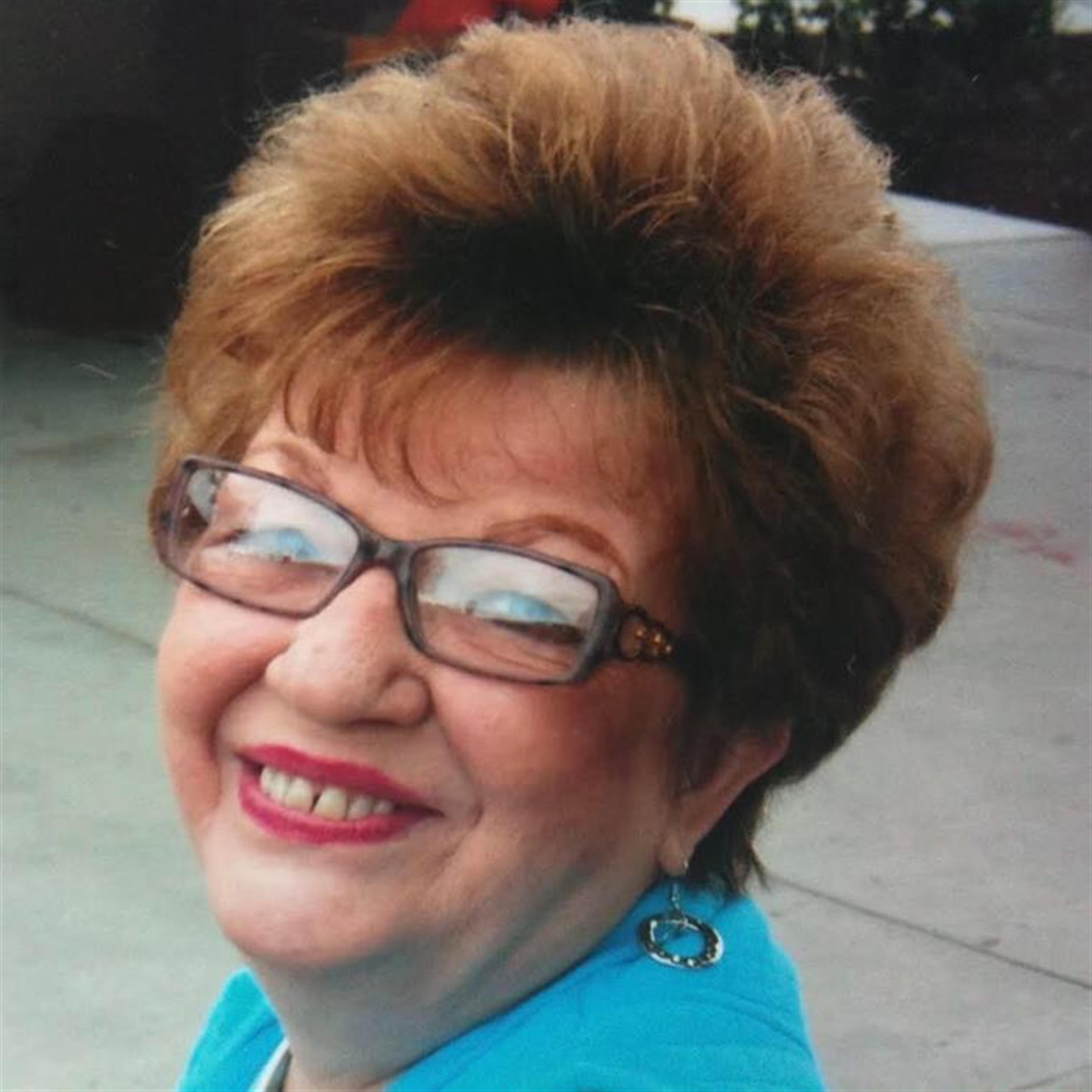 Dolly Lavona Farmer