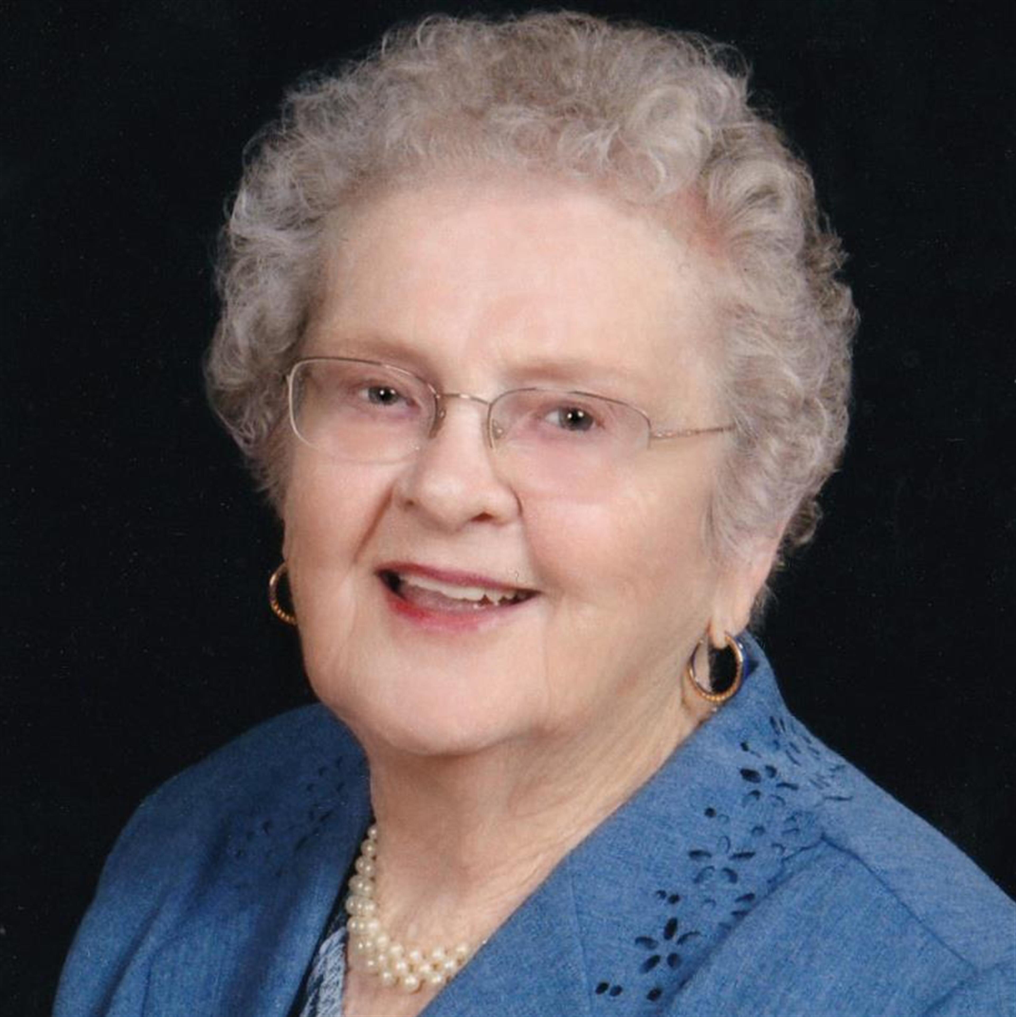 Dorothy Holland Thumser