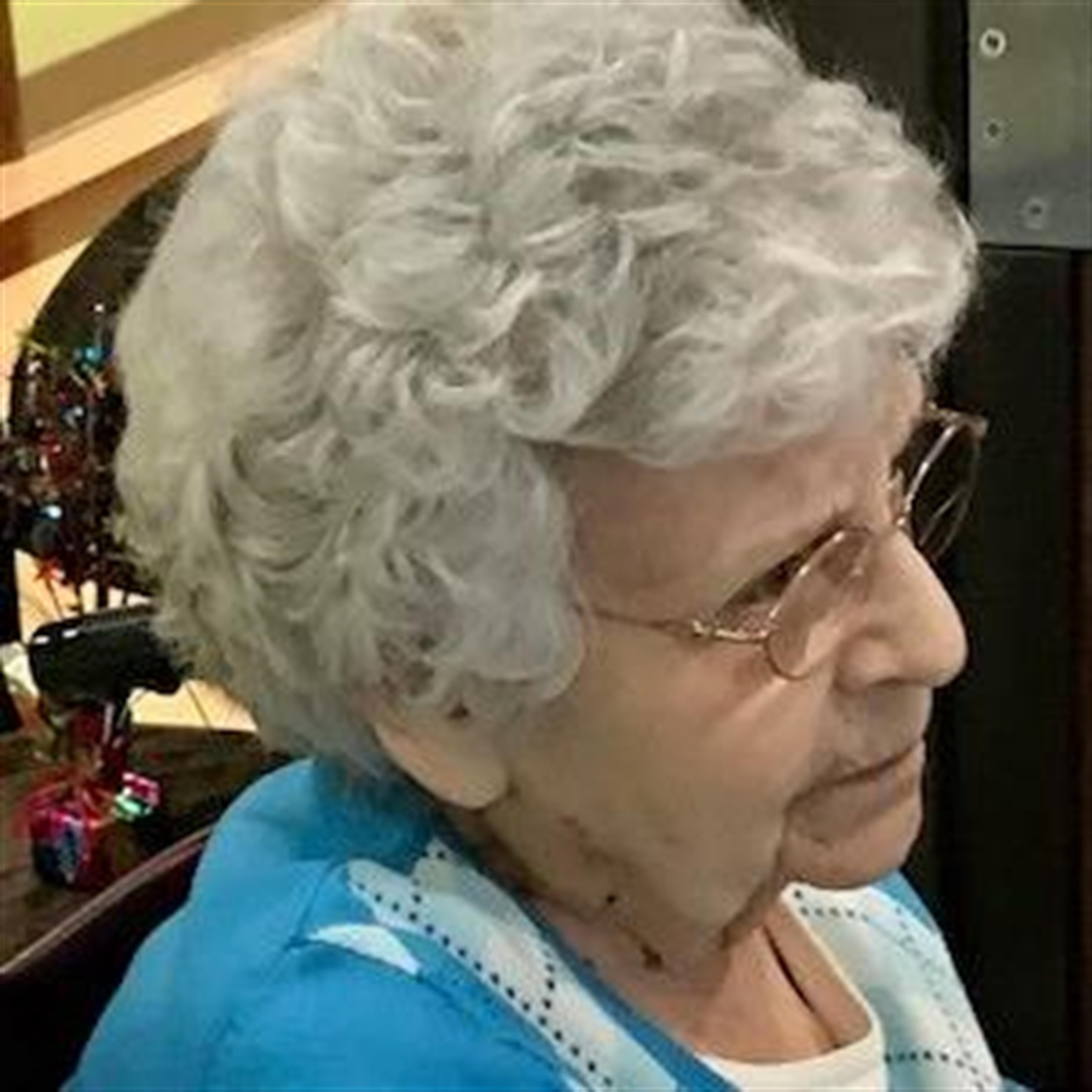 Loraine Wehrenberg's obituary picture