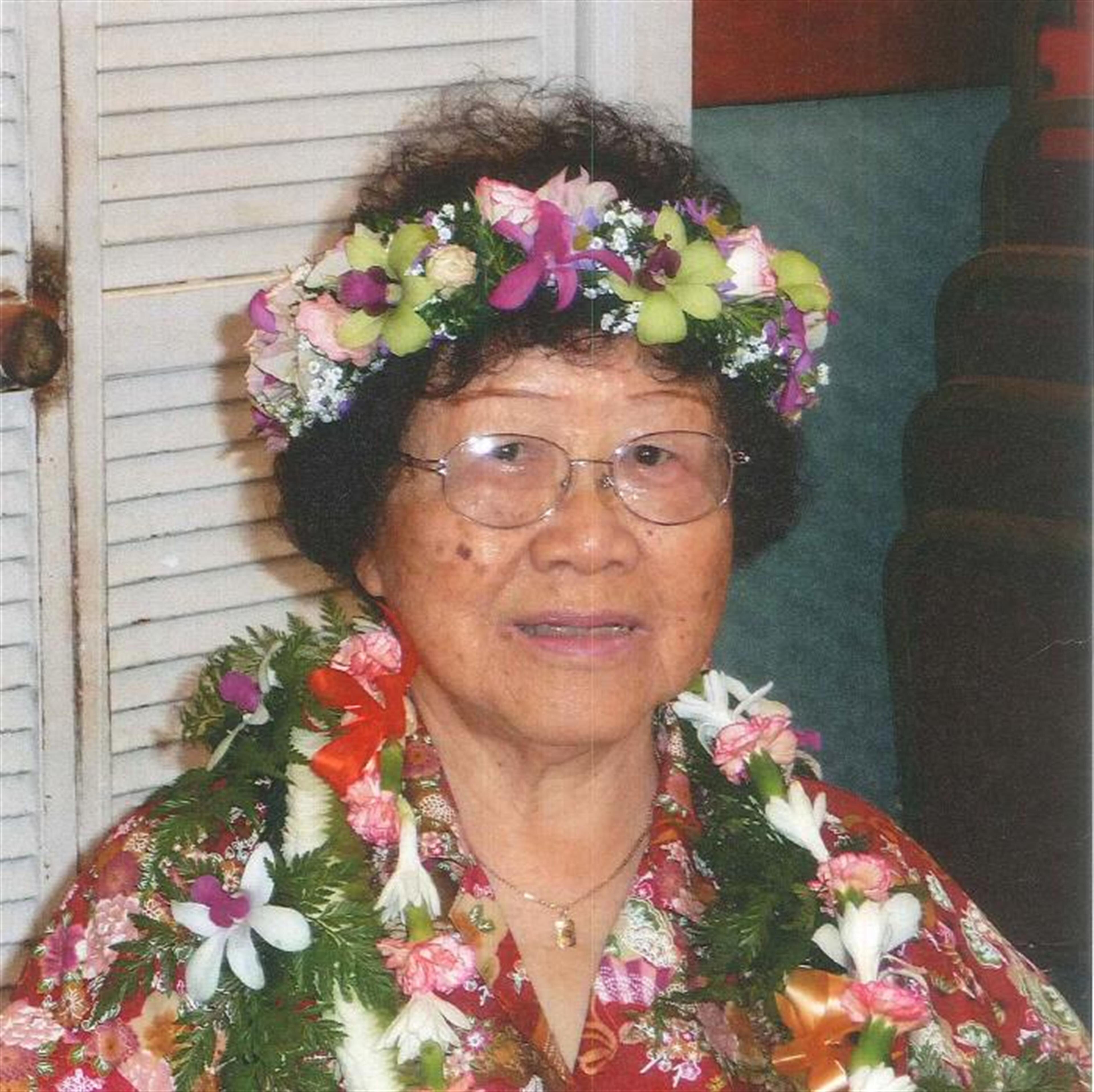 Henrietta  Chong Aveiro