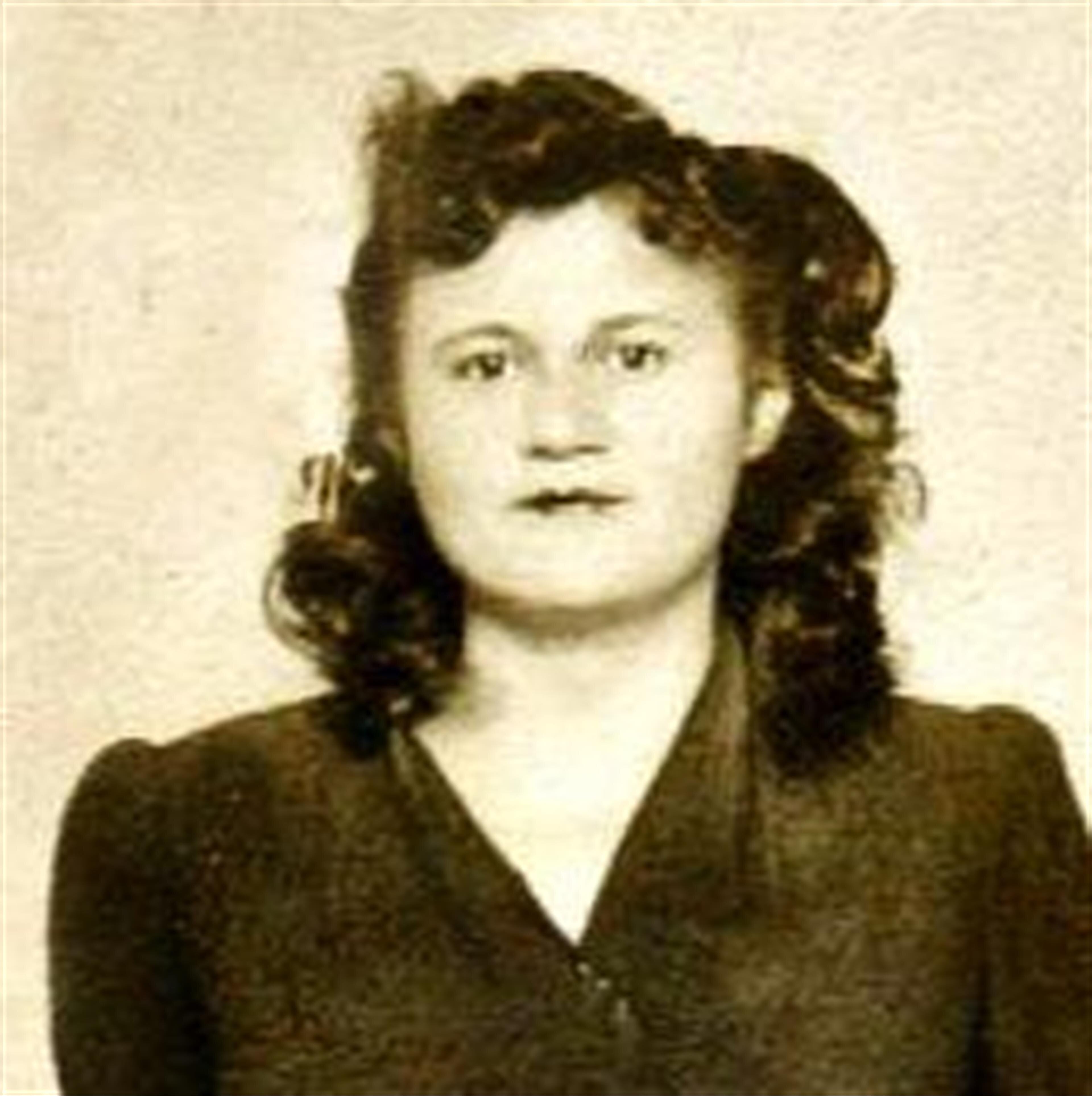 Dolores Cruz