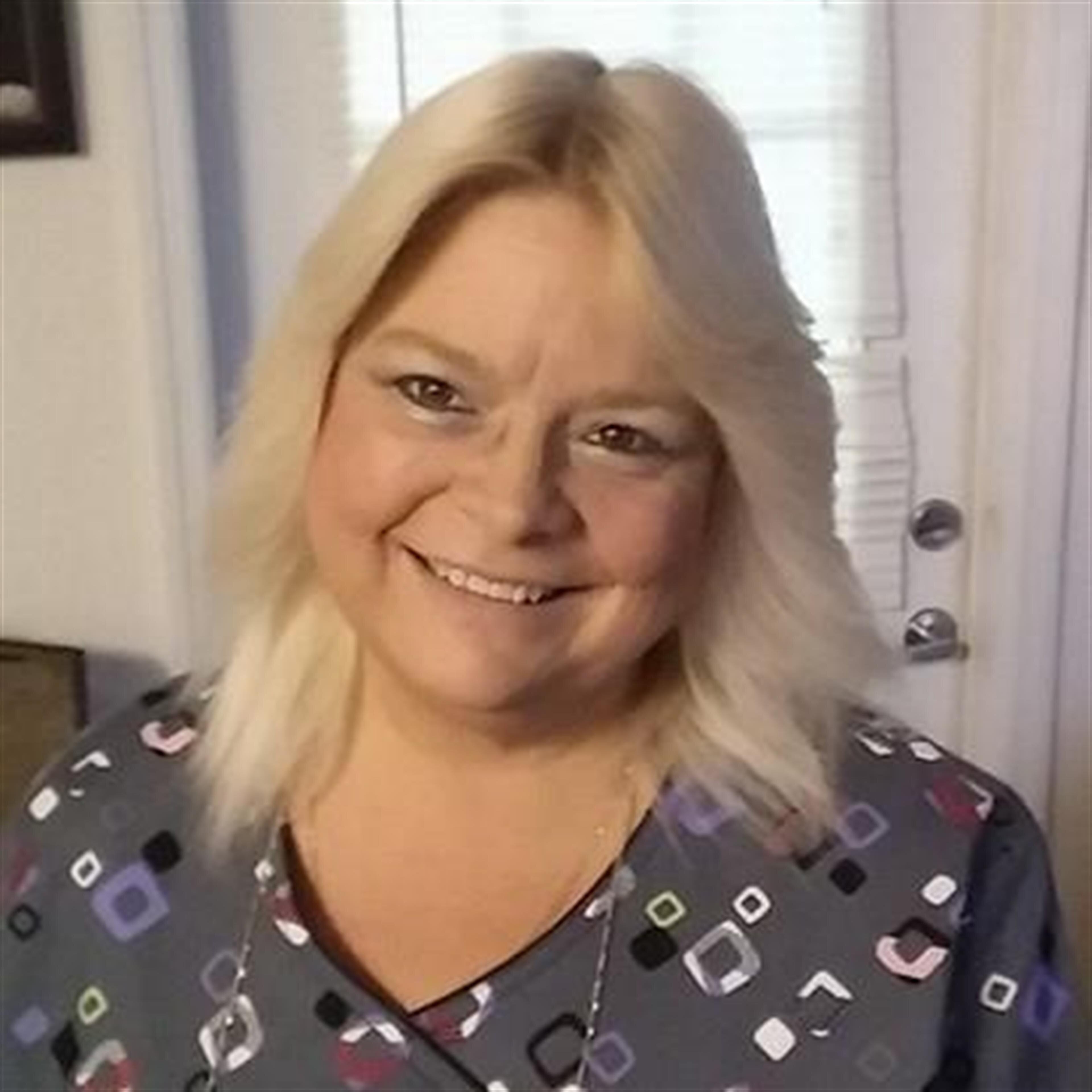 Sandra Lee "Sandee"  Chalupnik
