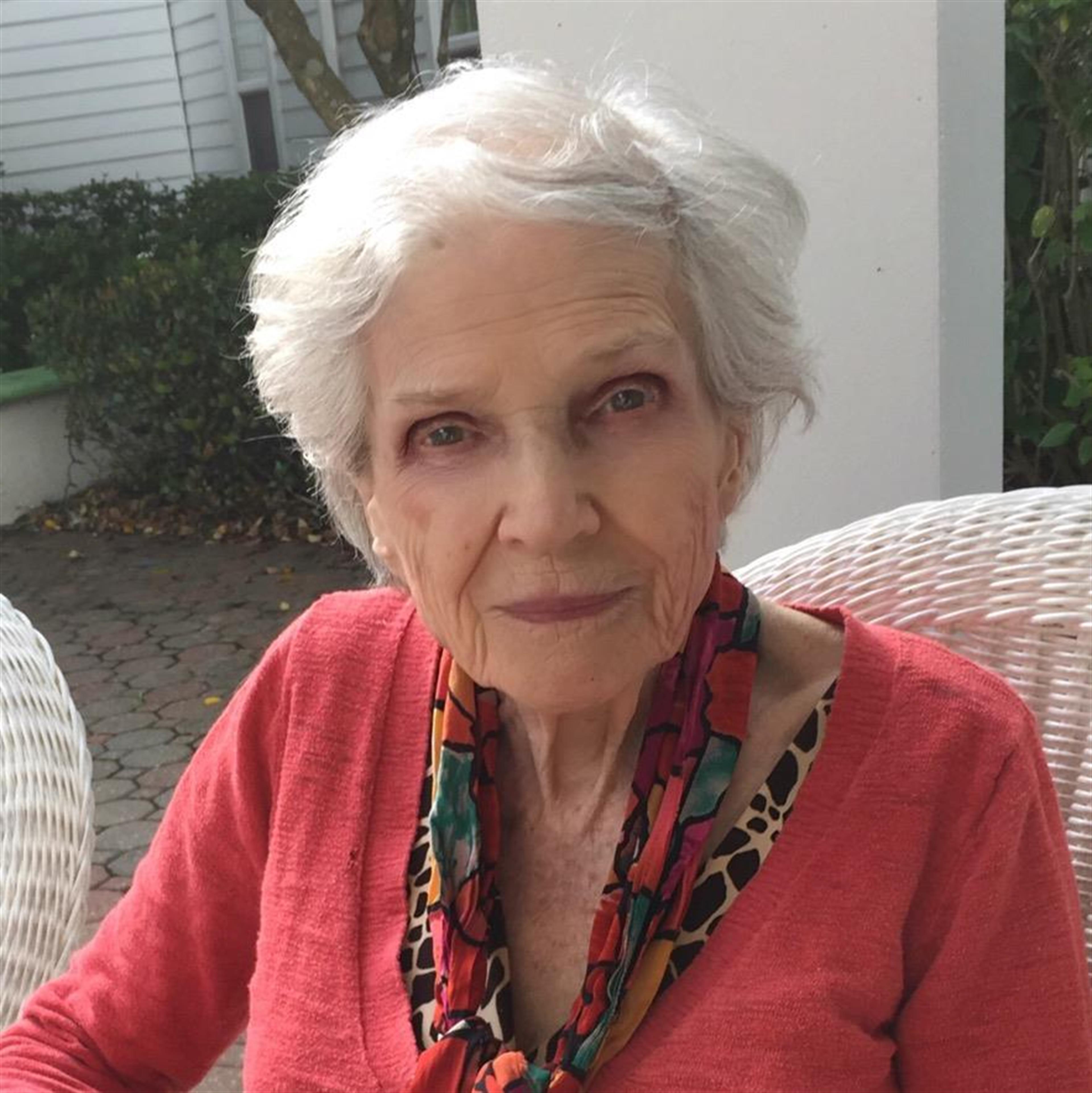 Virginia Lee  Allen