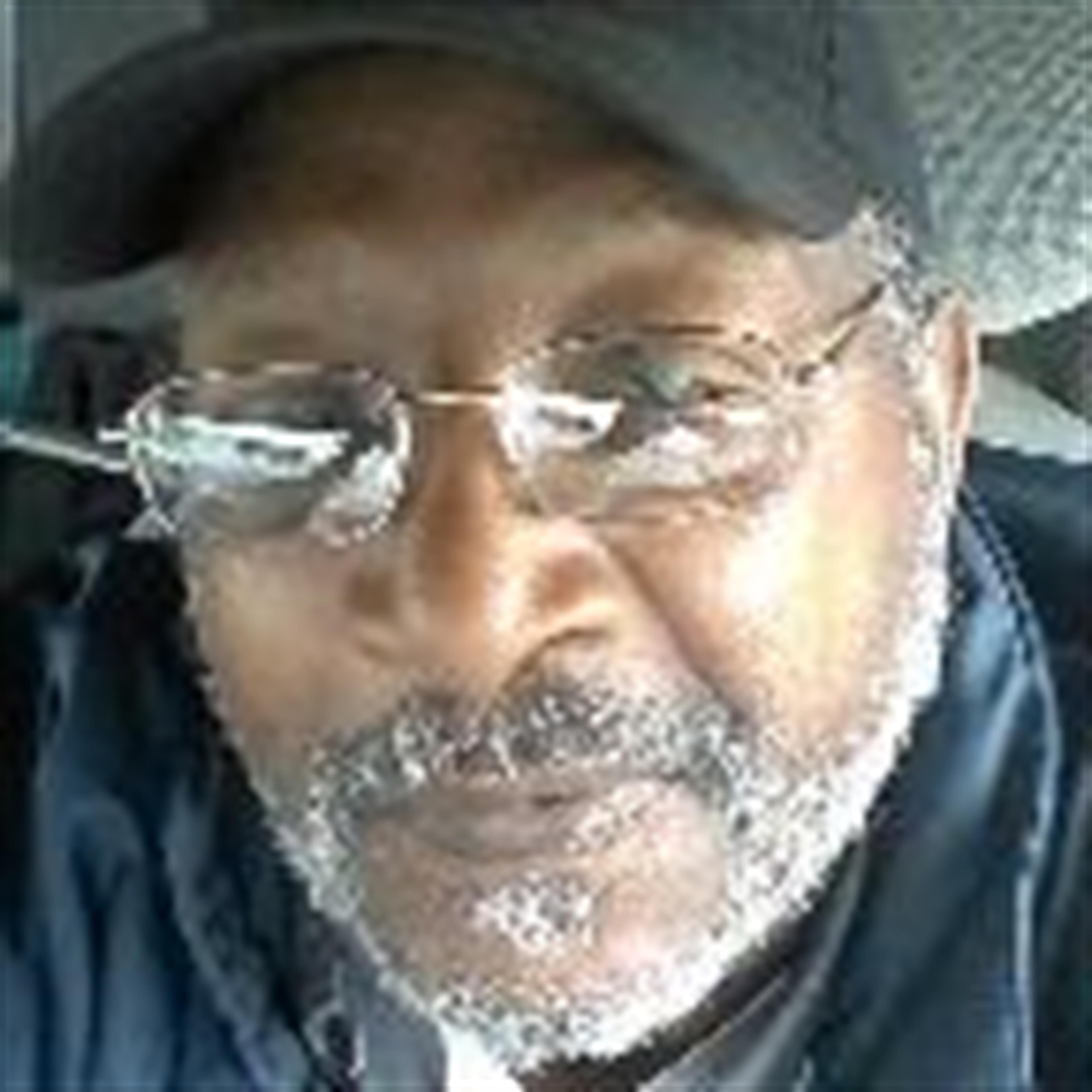 Ronald Johnson Sr. 