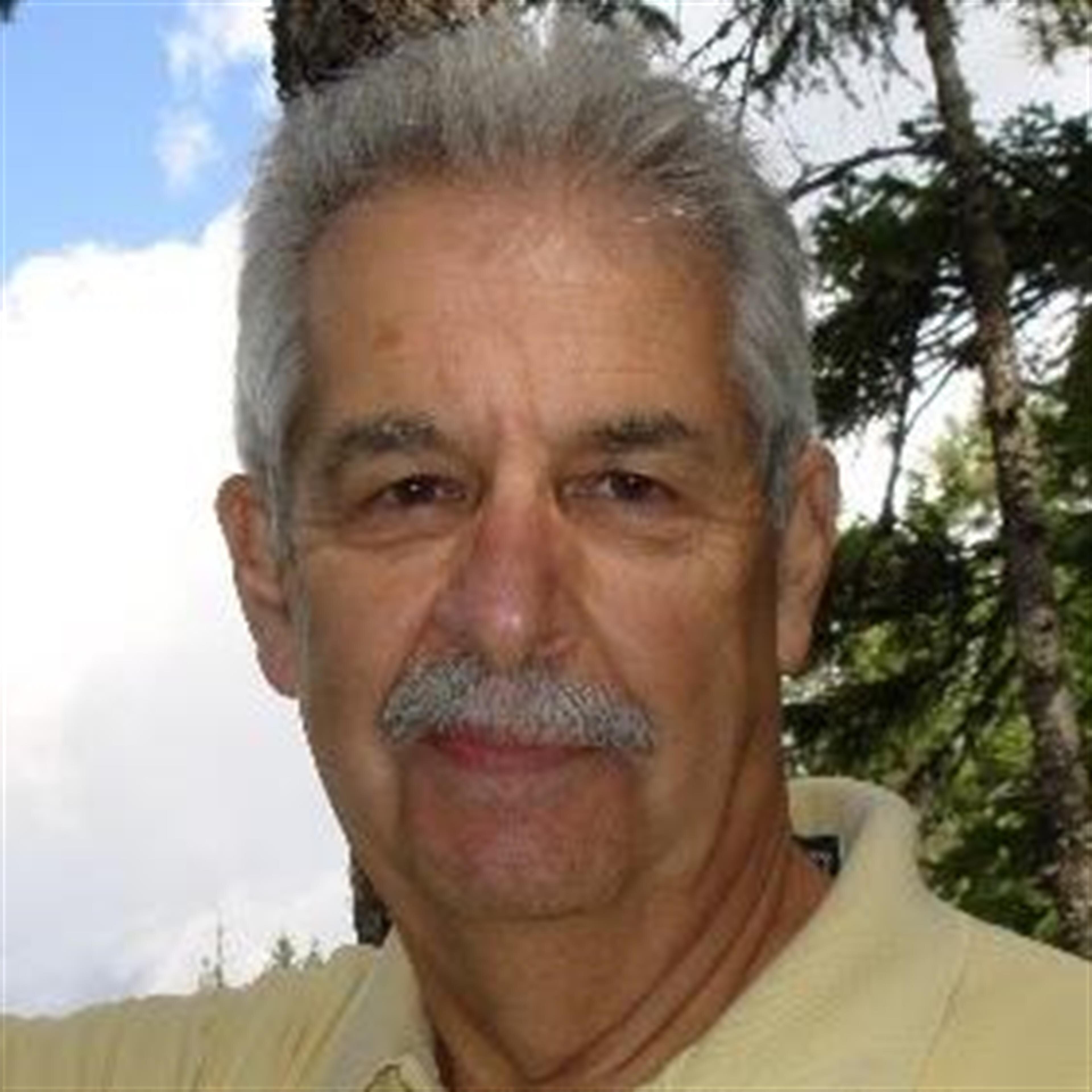 Robert J Tangarone