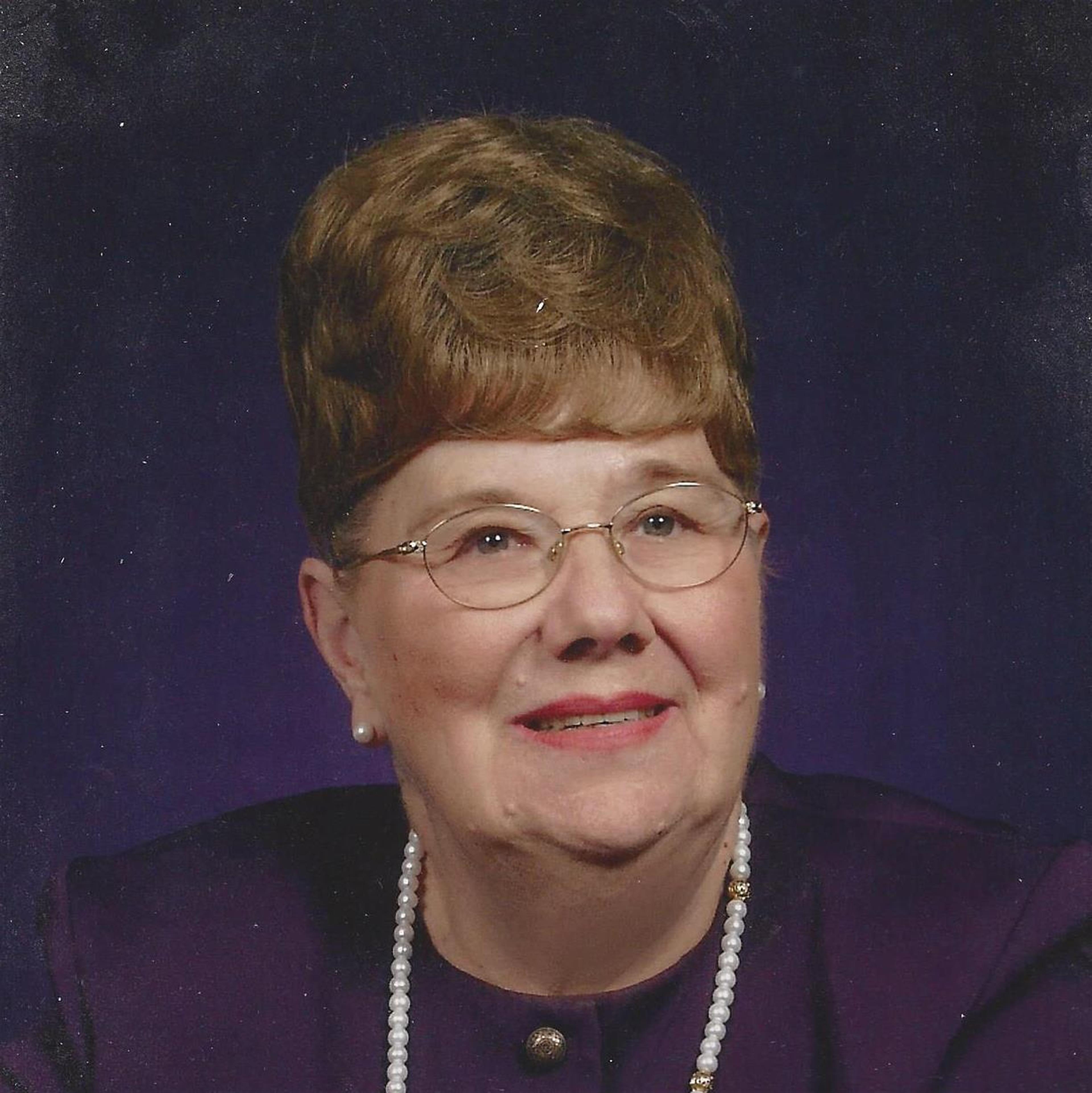 Margaret E Nelson