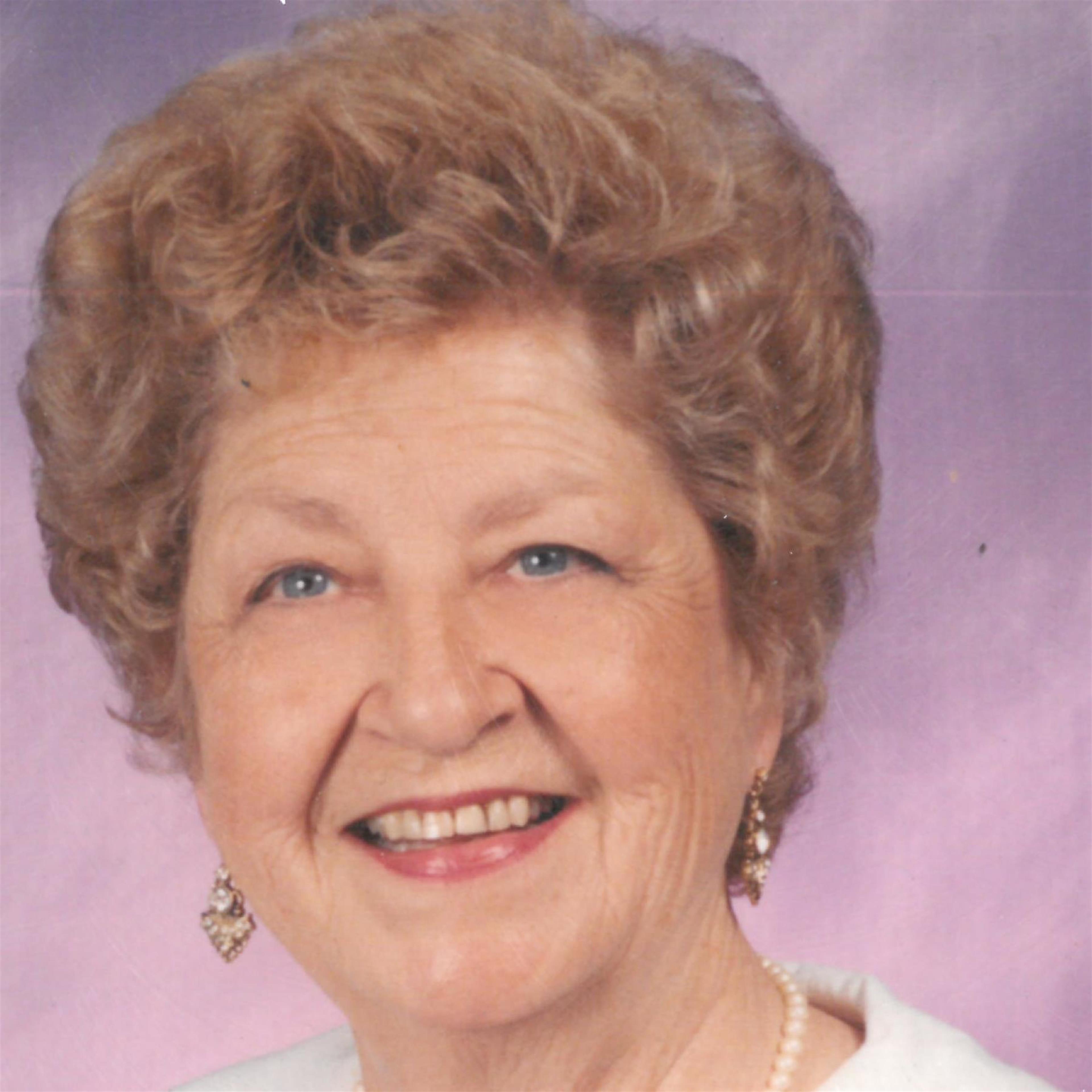 Ninabelle Busboom's obituary picture