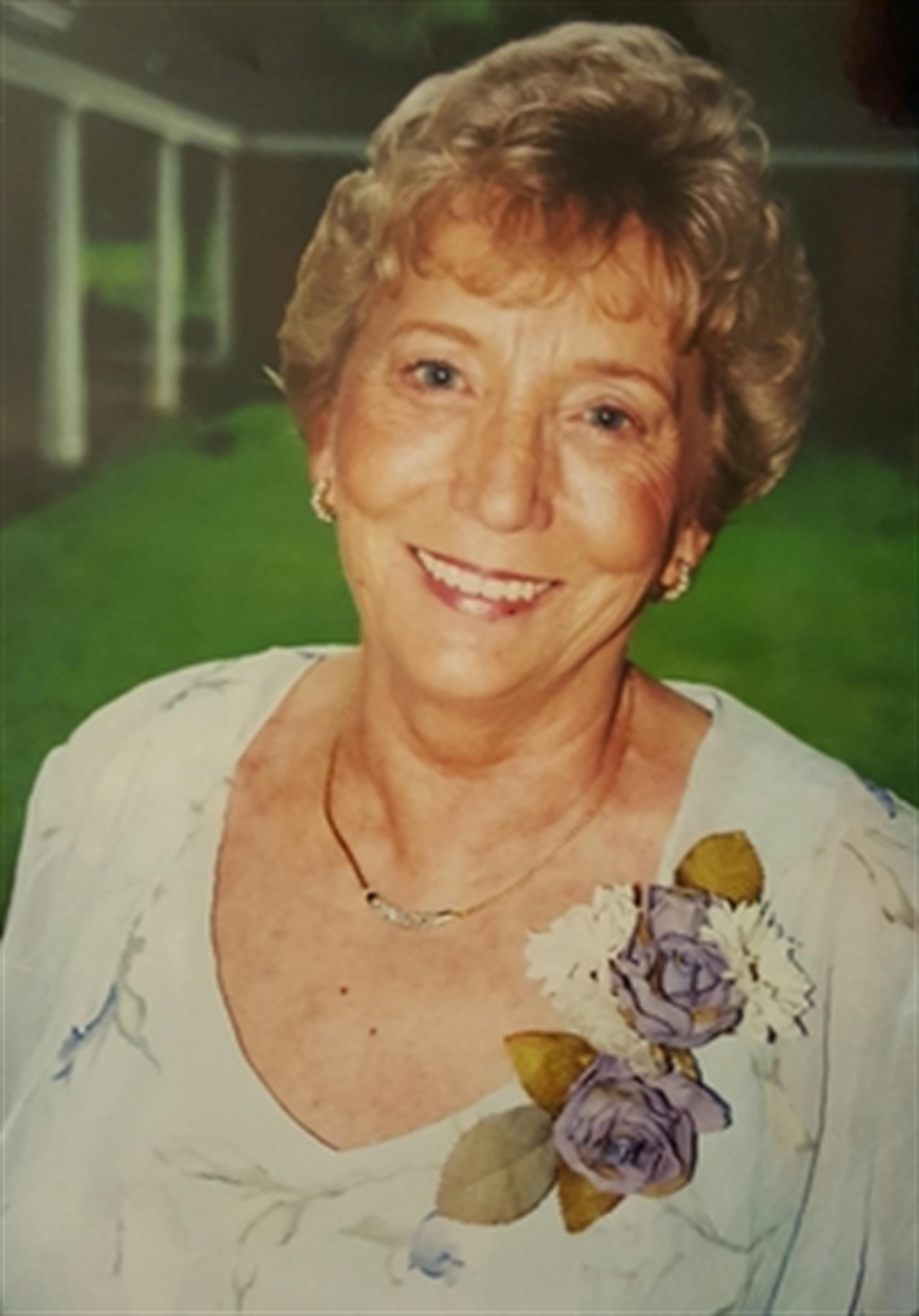 Mary Ellen Schnell's obituary picture