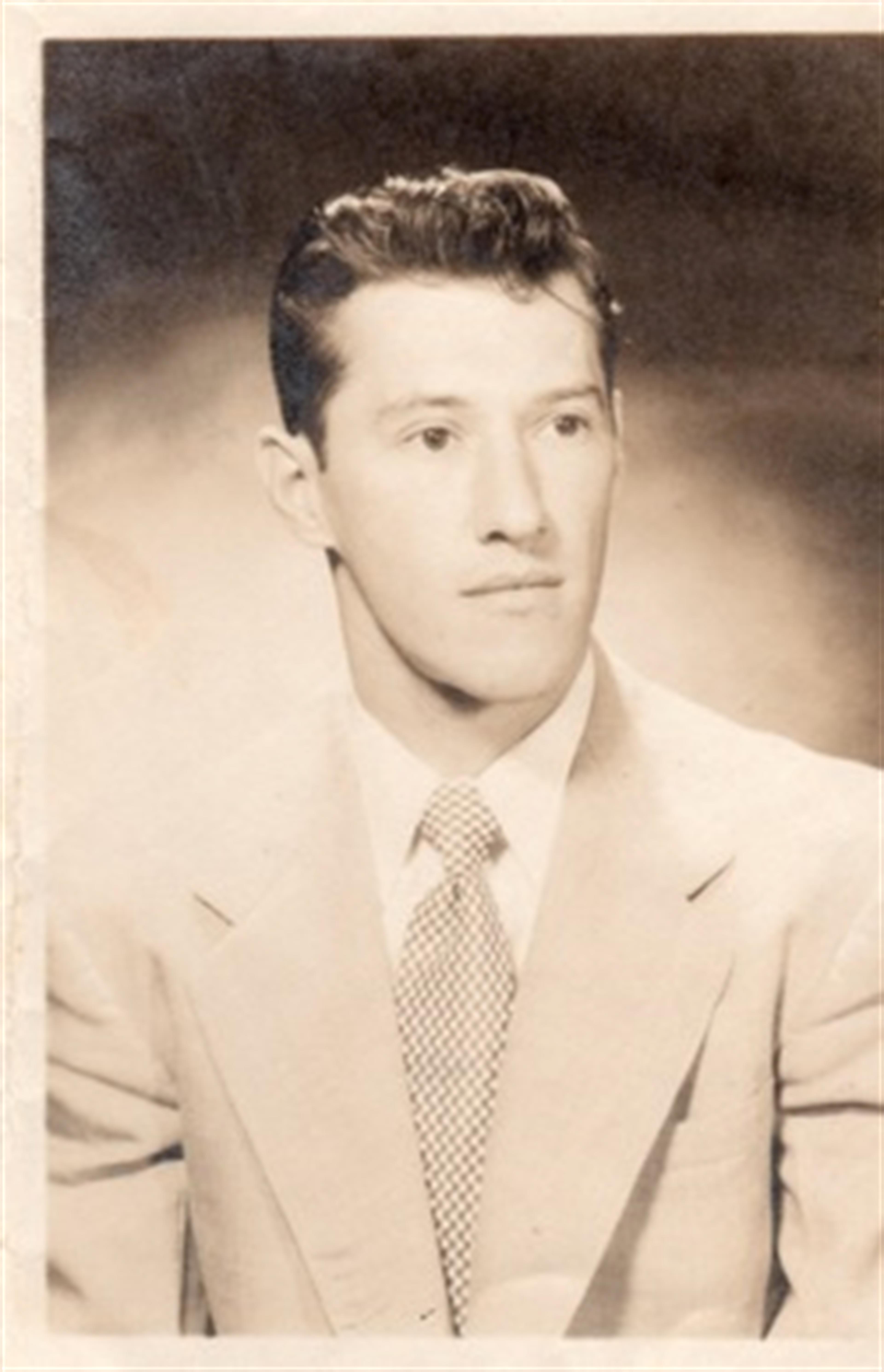 Howard  Edward Koons