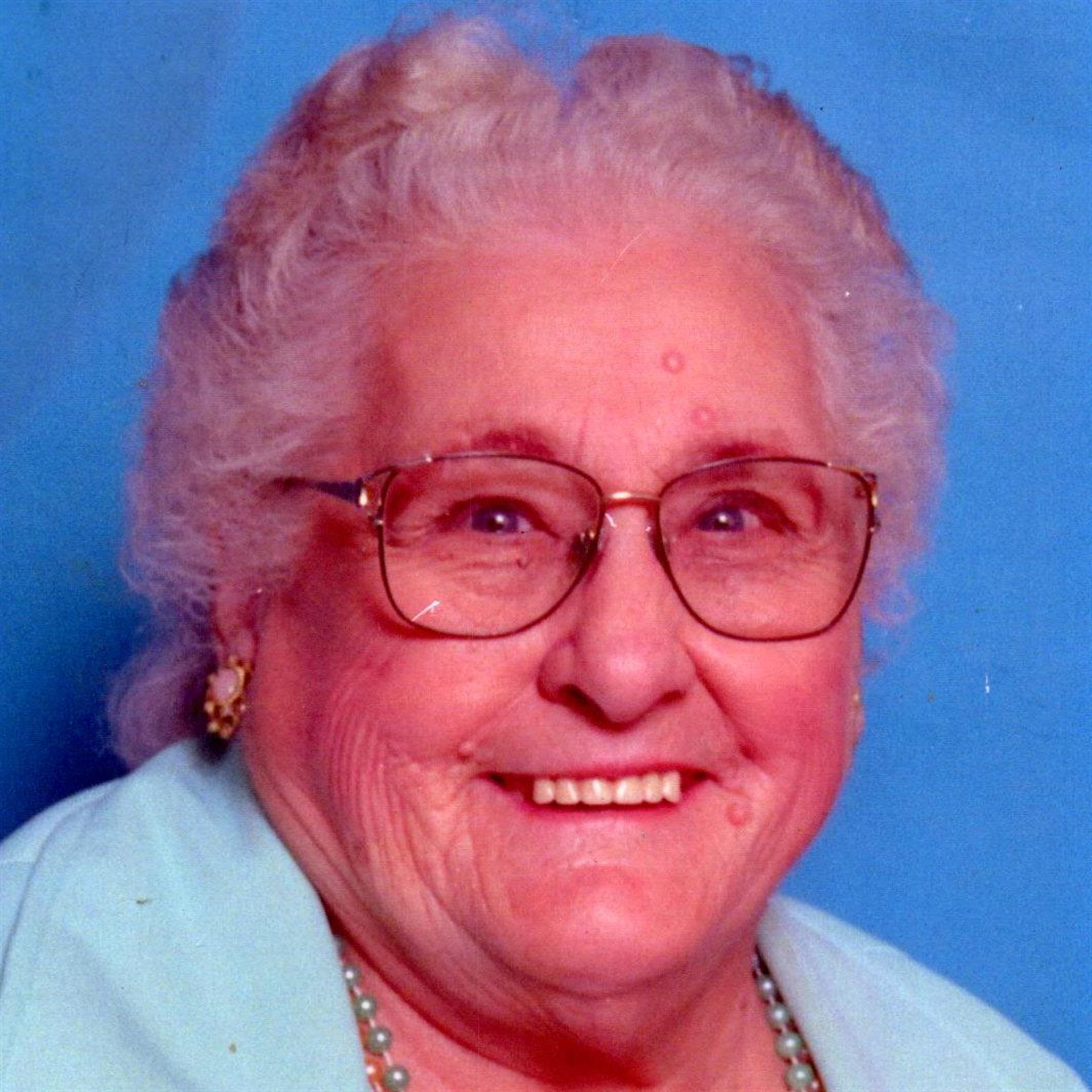 Mary L Strahorn
