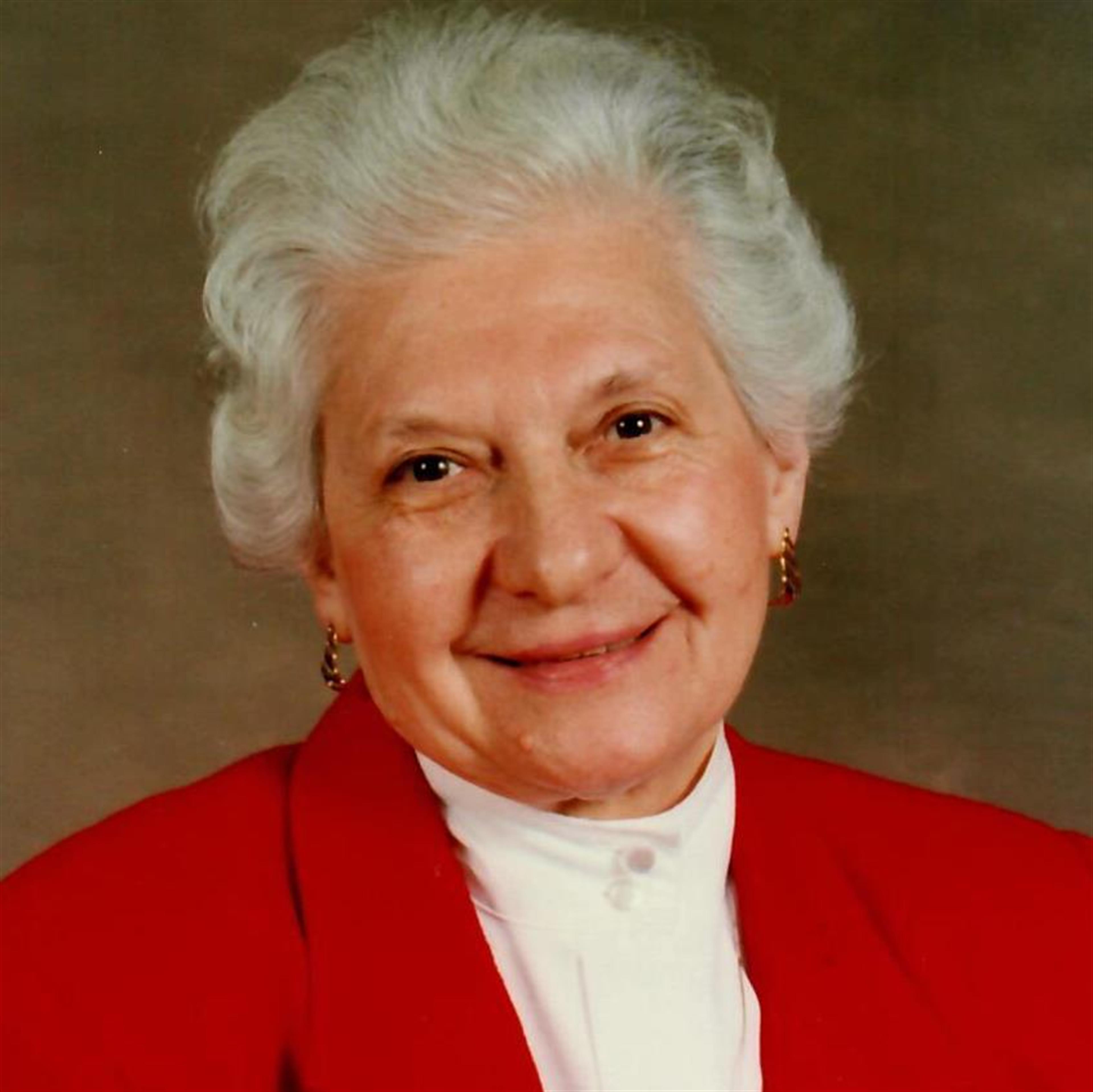 Carolyn Marion (DiLella) Longo