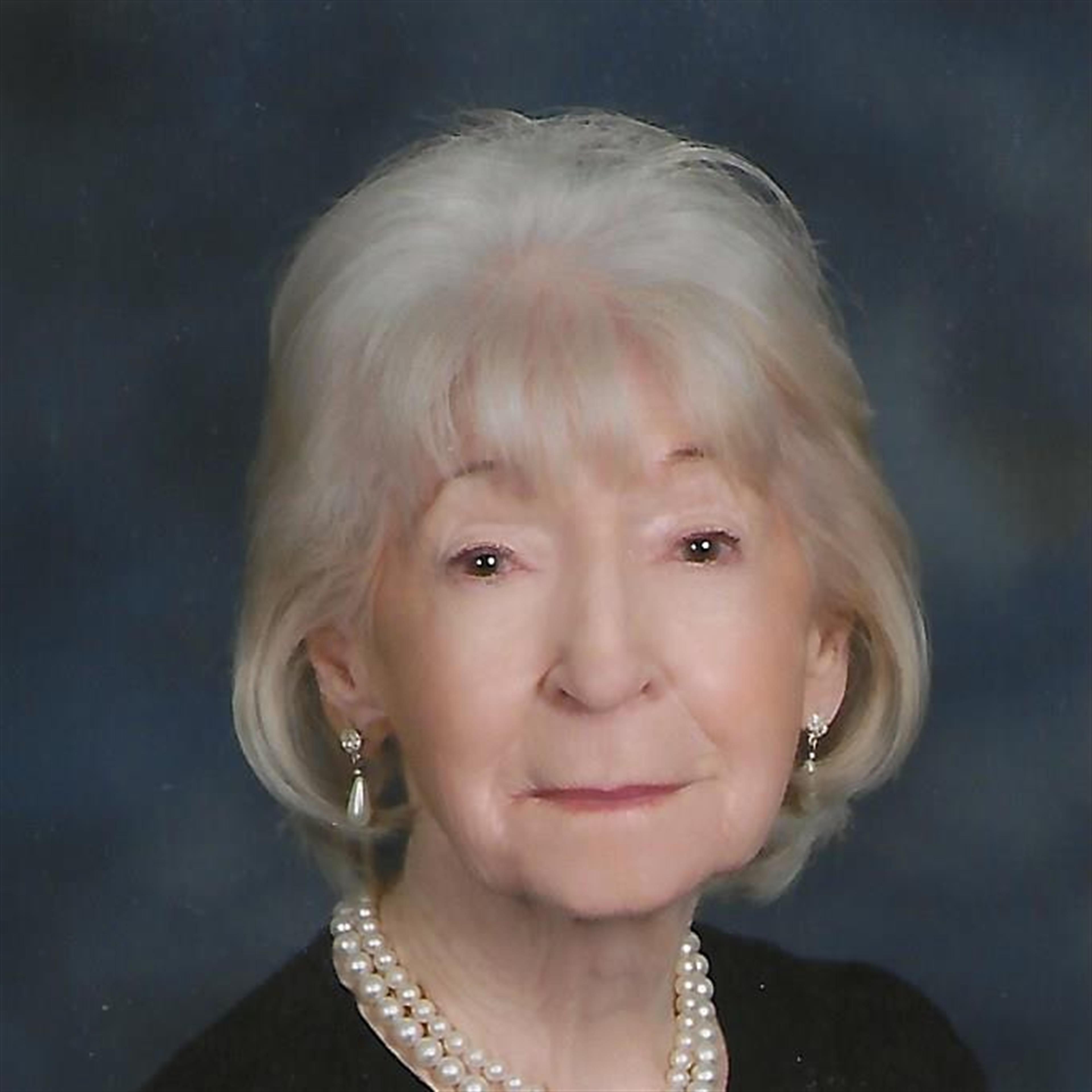 Suzanne  Moore Ayers