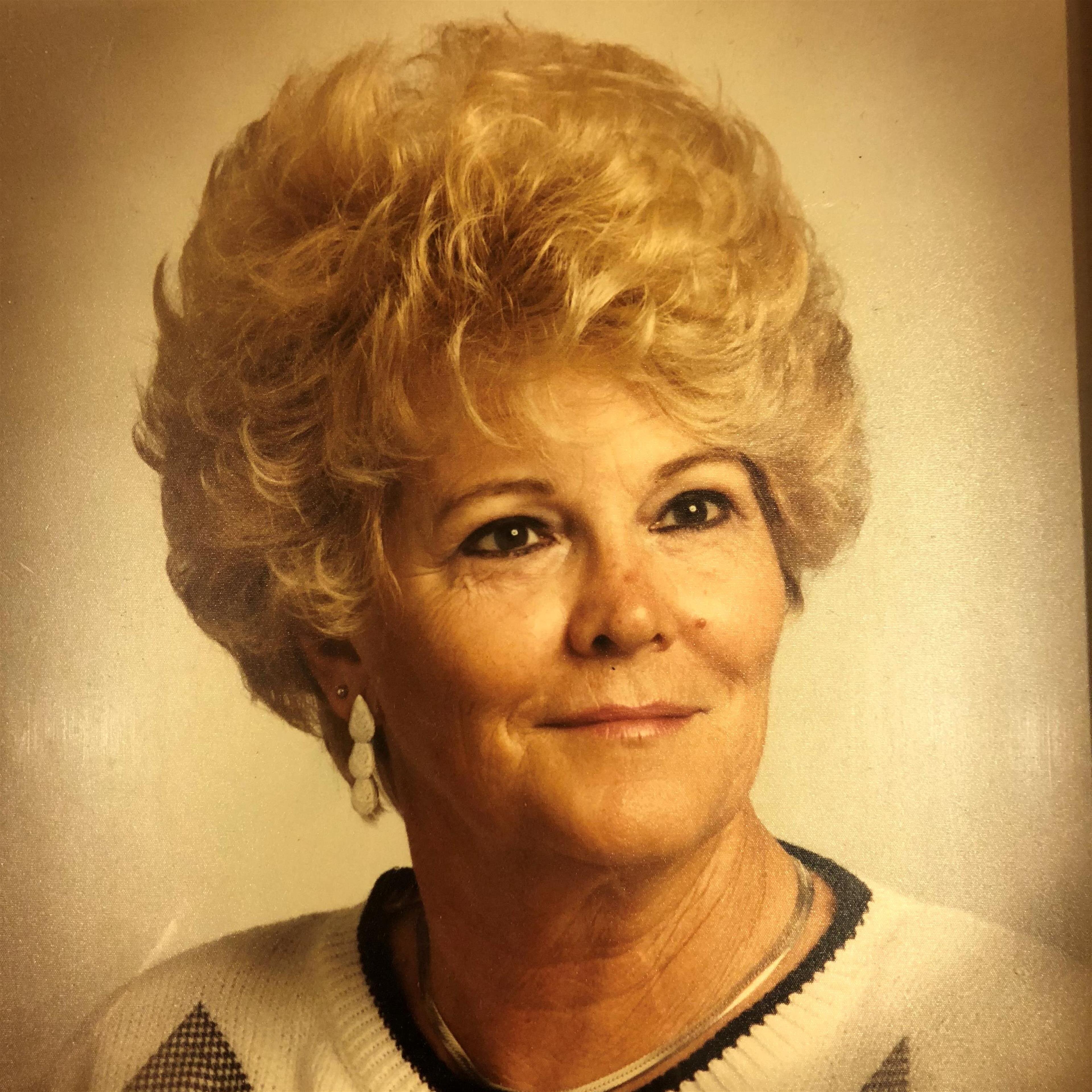Mrs. Robbie Bennett Hardy