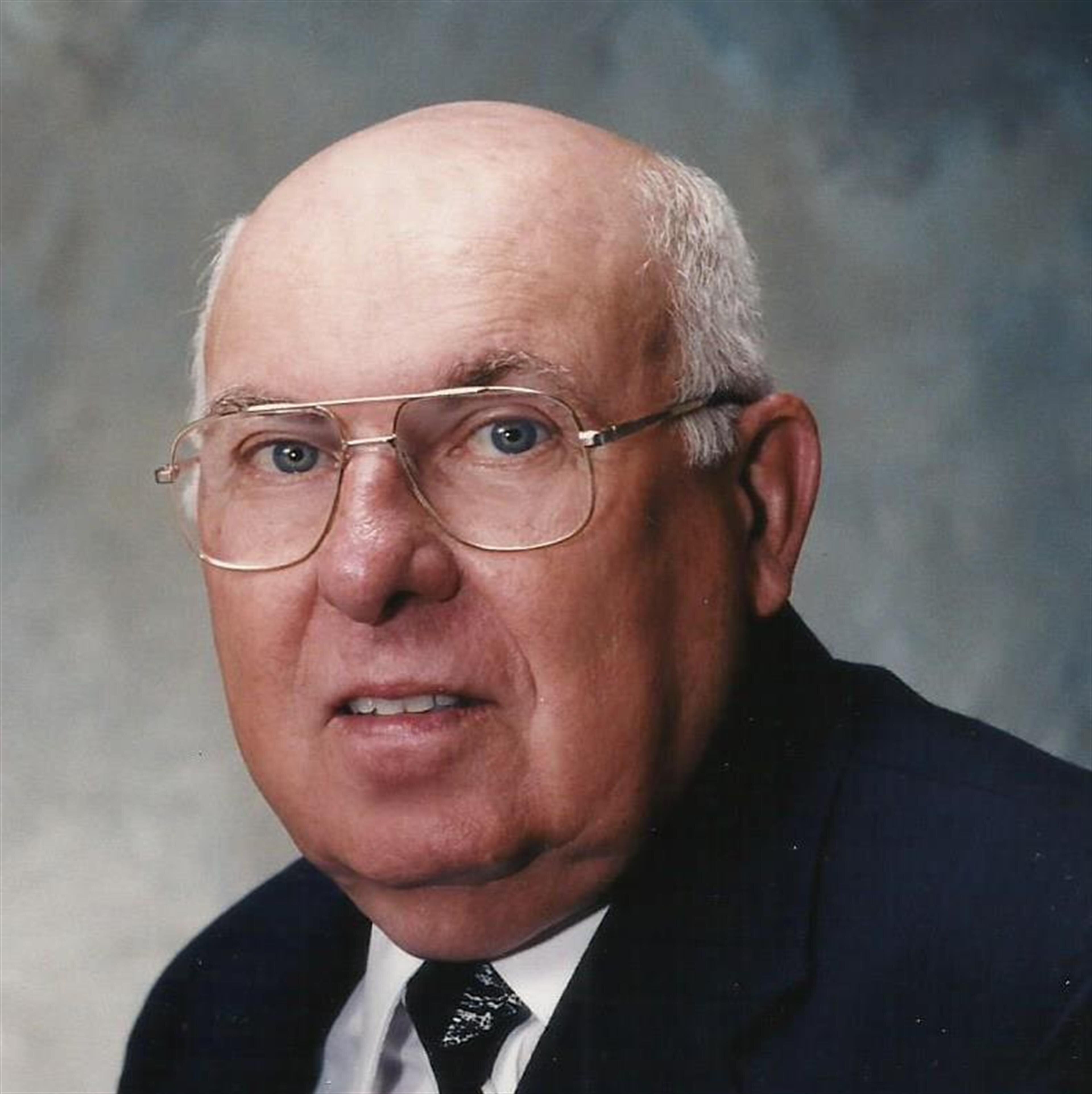 Maurice D Trexler
