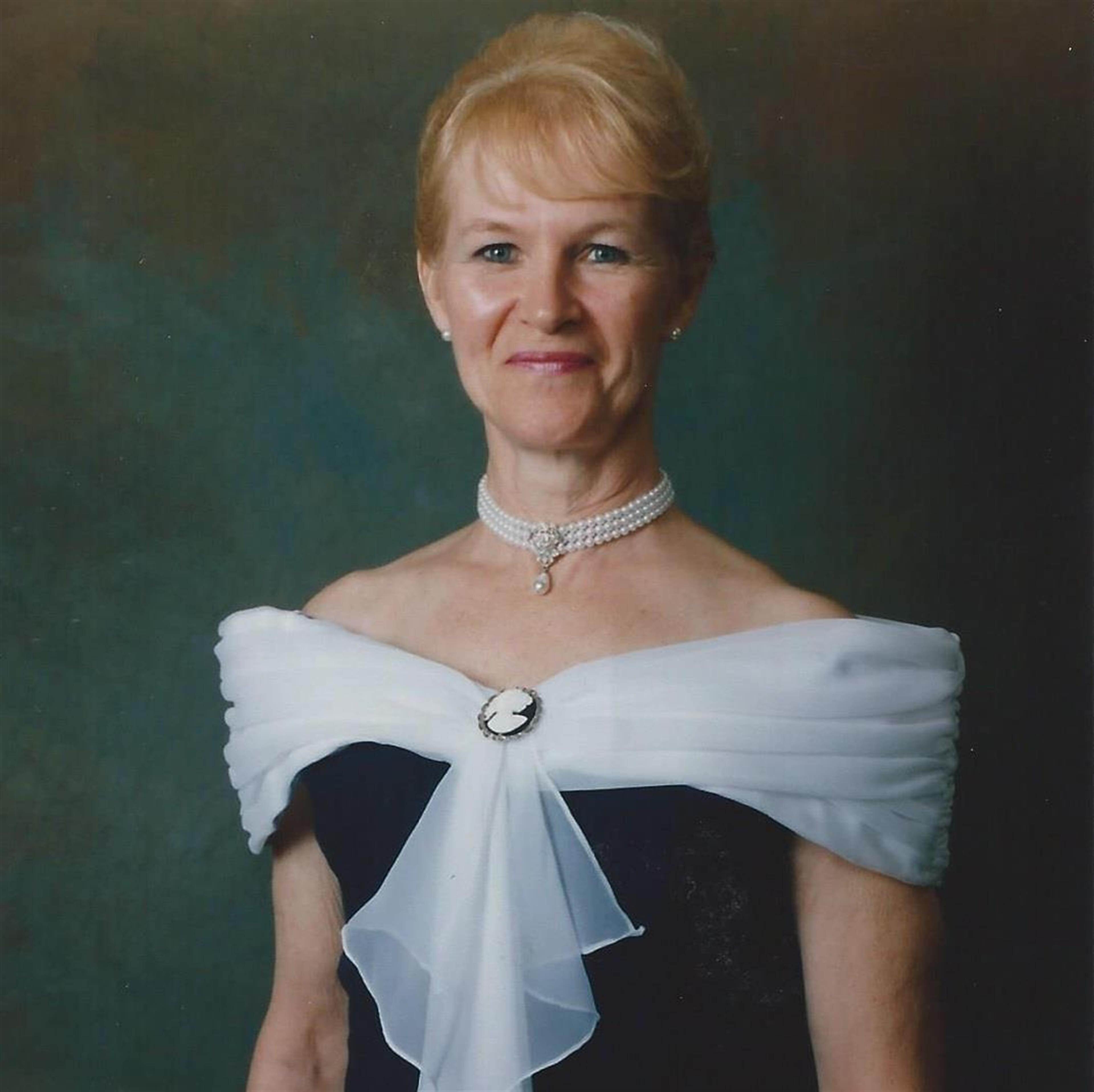 Lorna Lea Brown