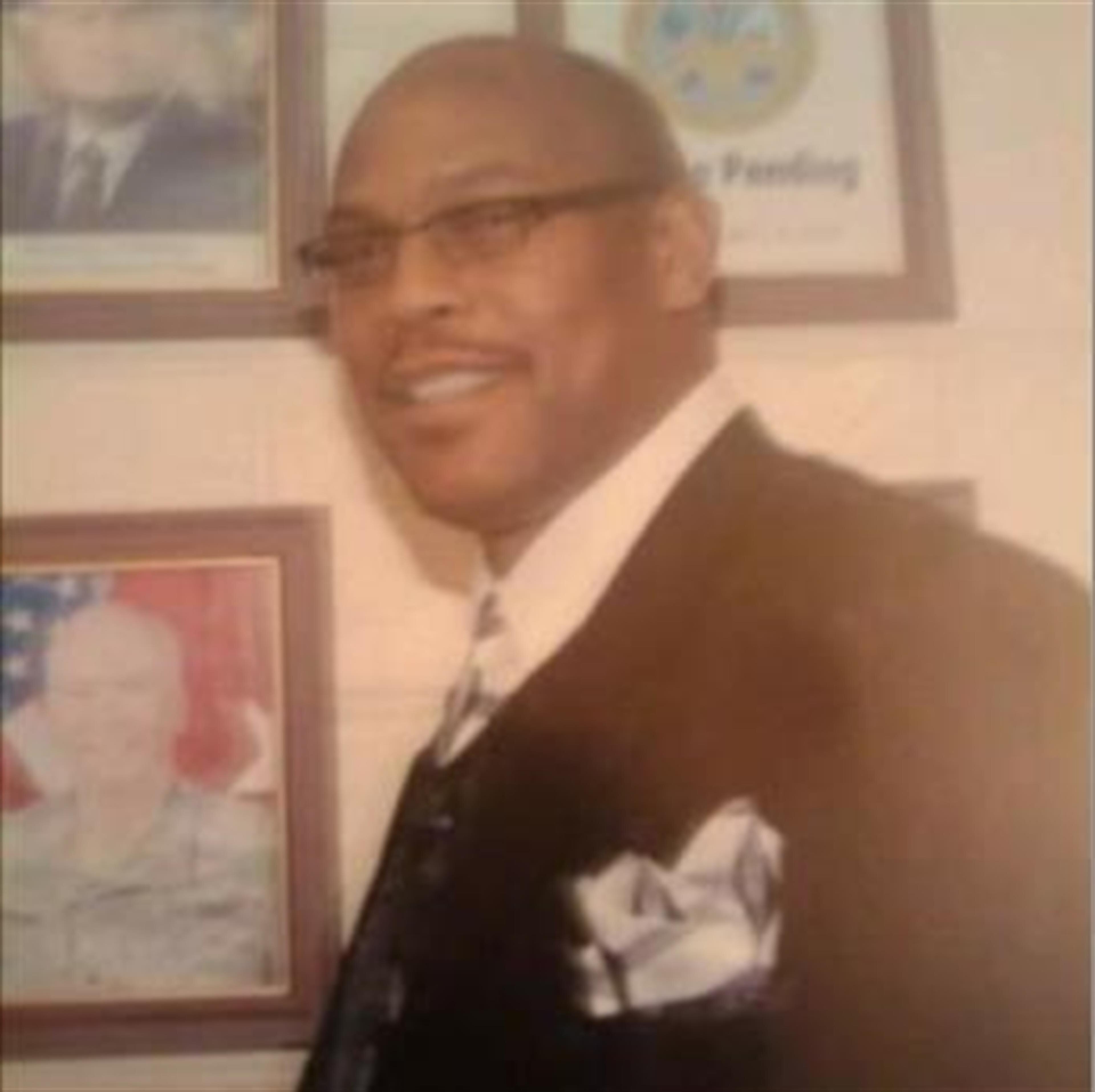 Warren  Eugene Holliday Sr.