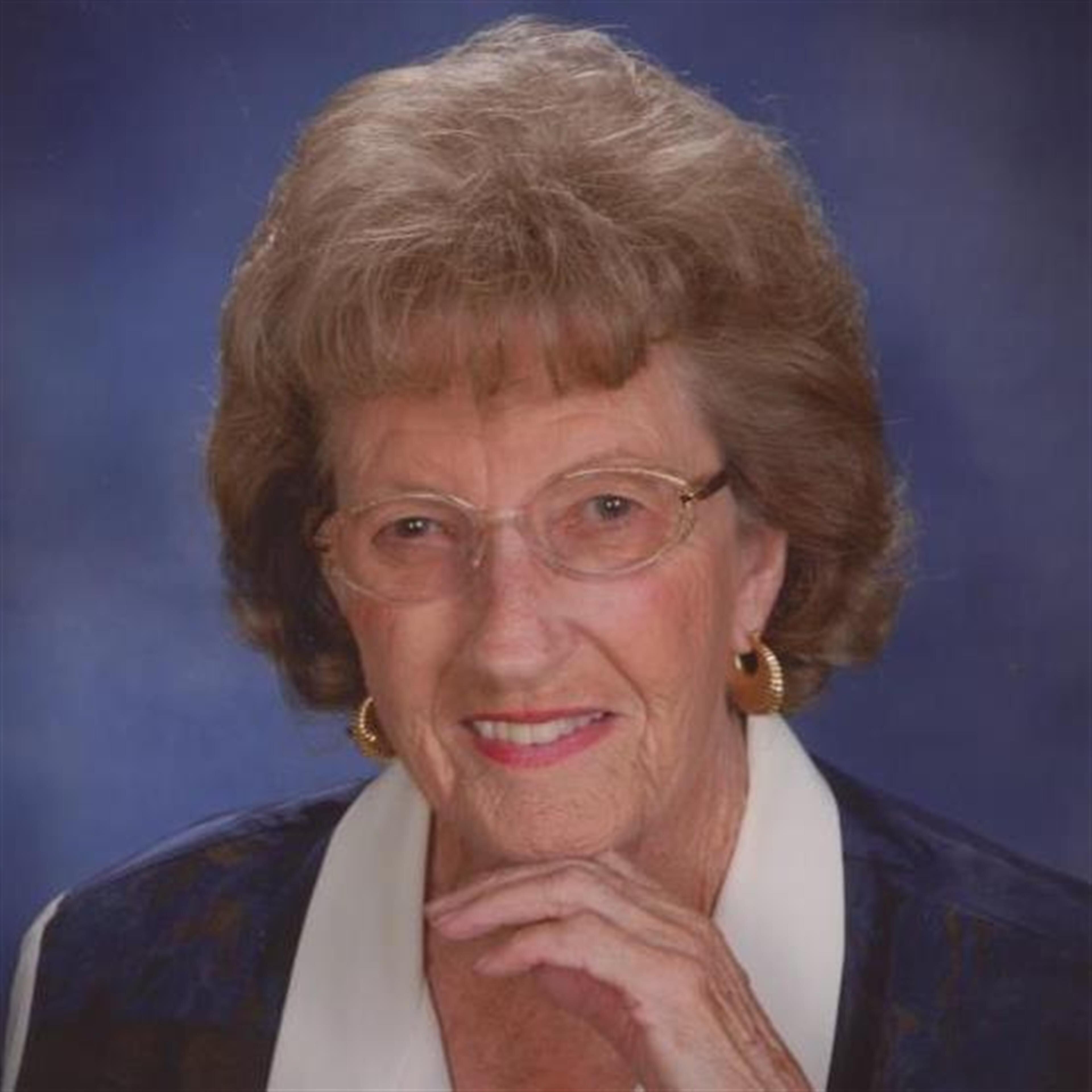 Maxine  Halleck