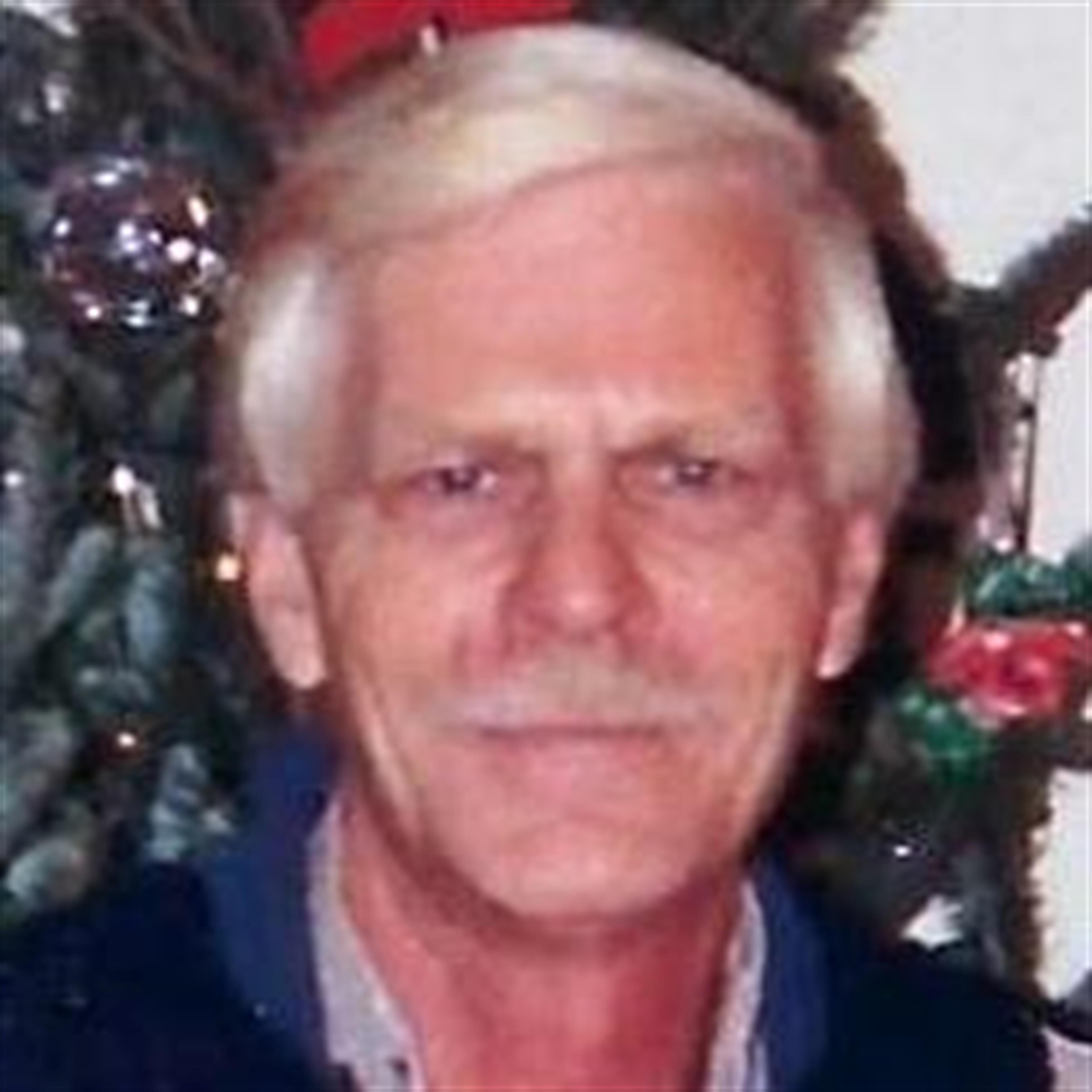 Roger Daniel Smith