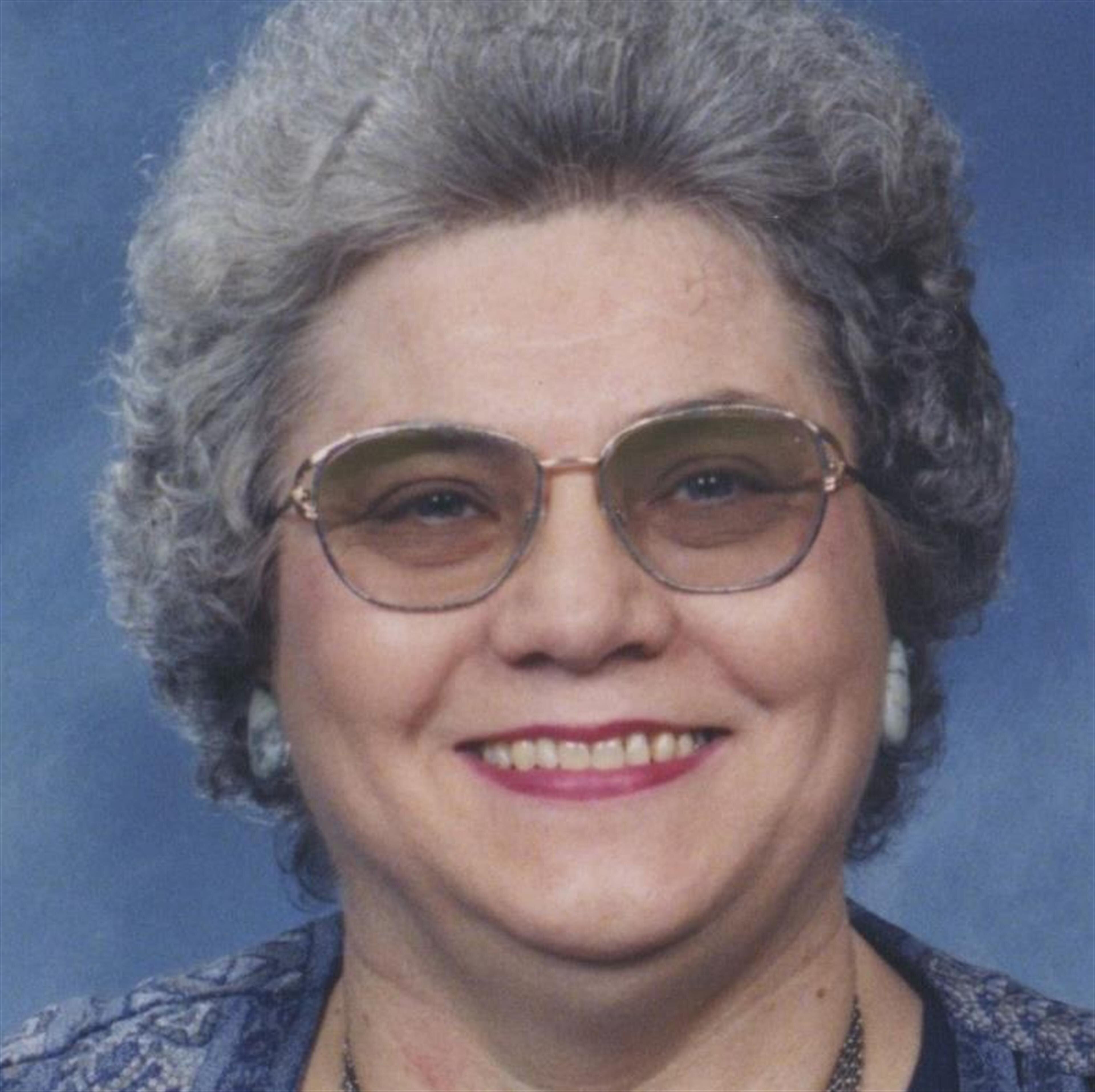 Darlene Luella Russell