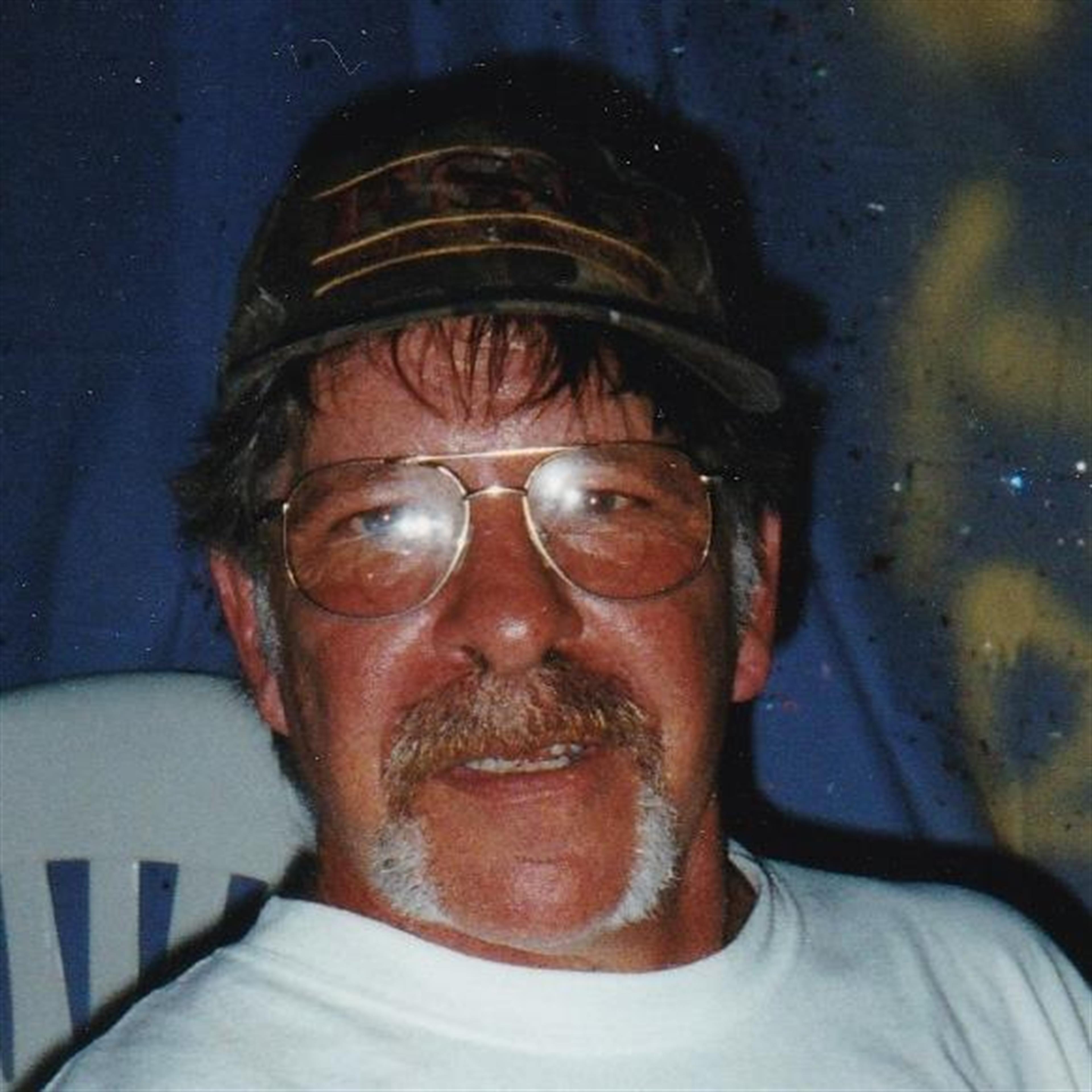 Charlie Robertson's obituary picture
