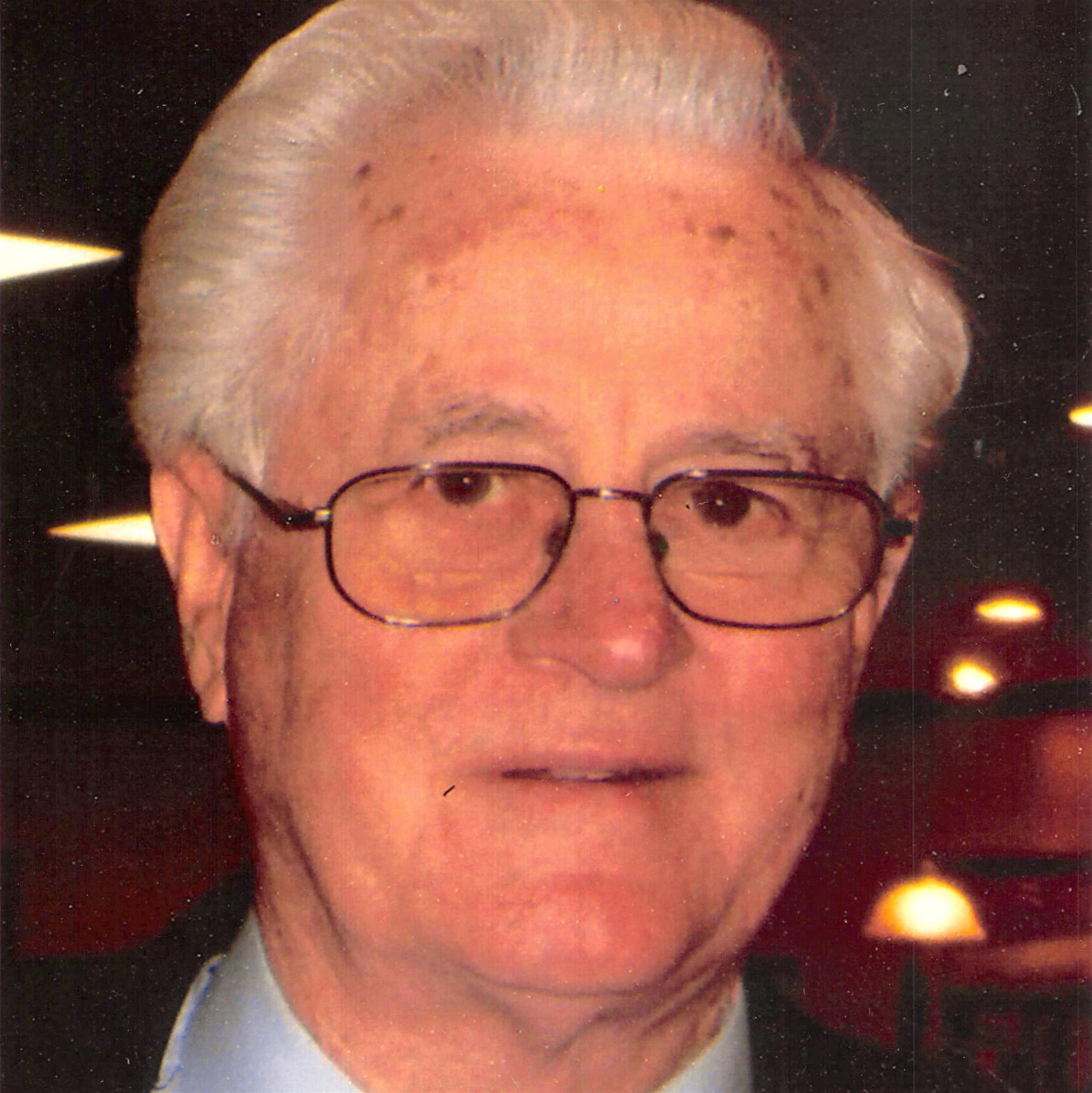 Mr. Darden Ray Curtis