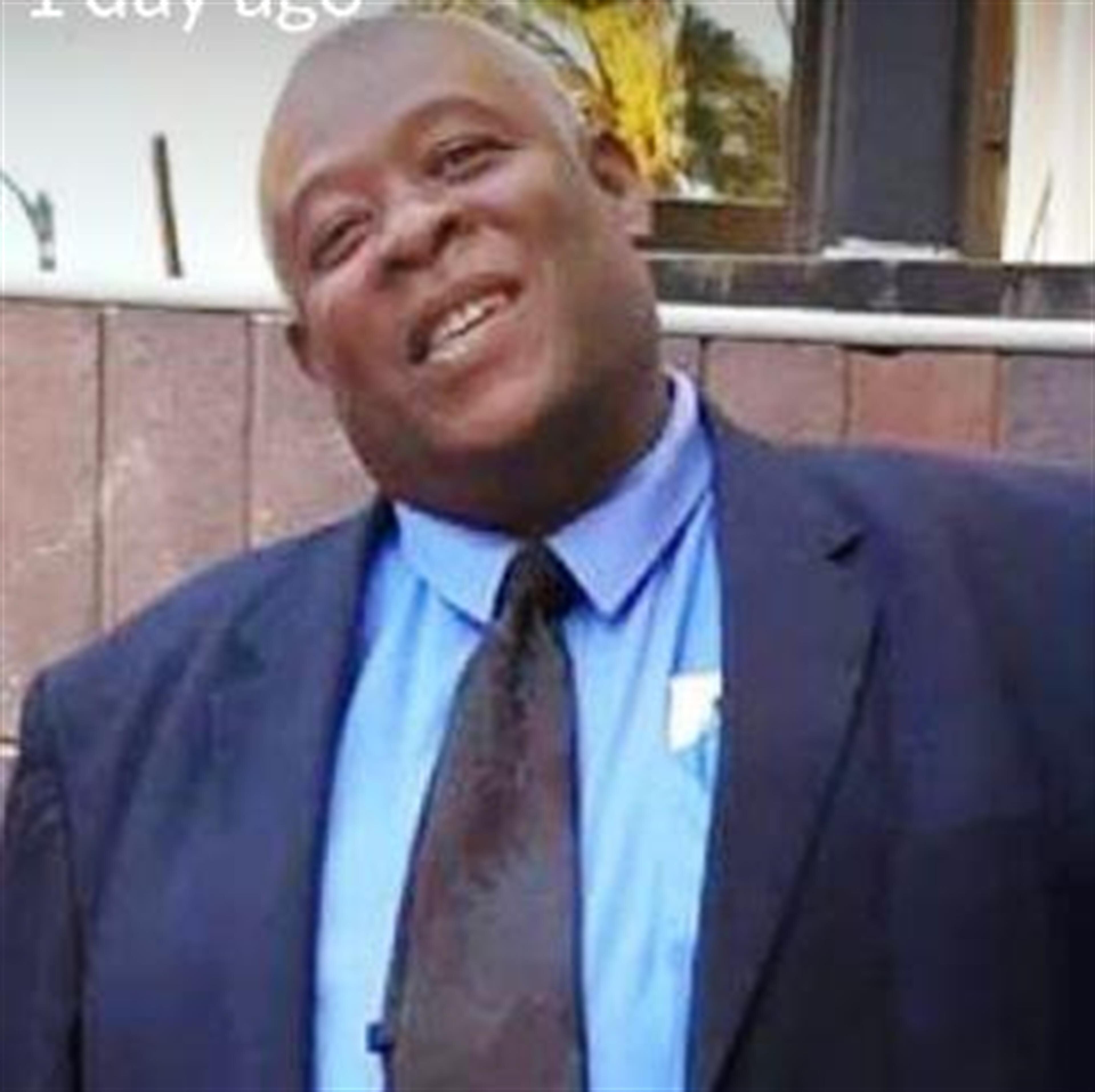 Mr Robert Alexander Cooper Jr