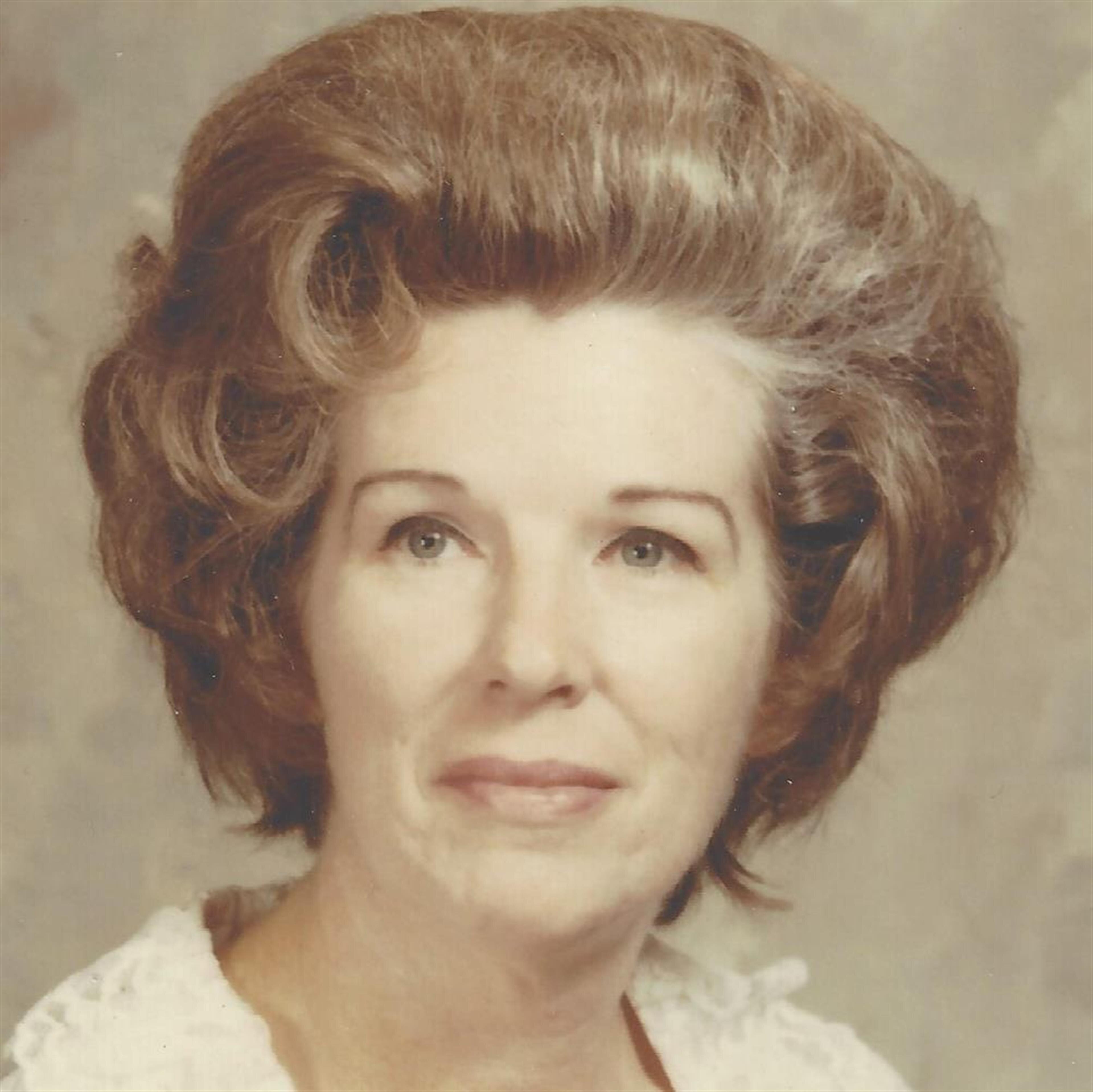 Esther Lois Chaky