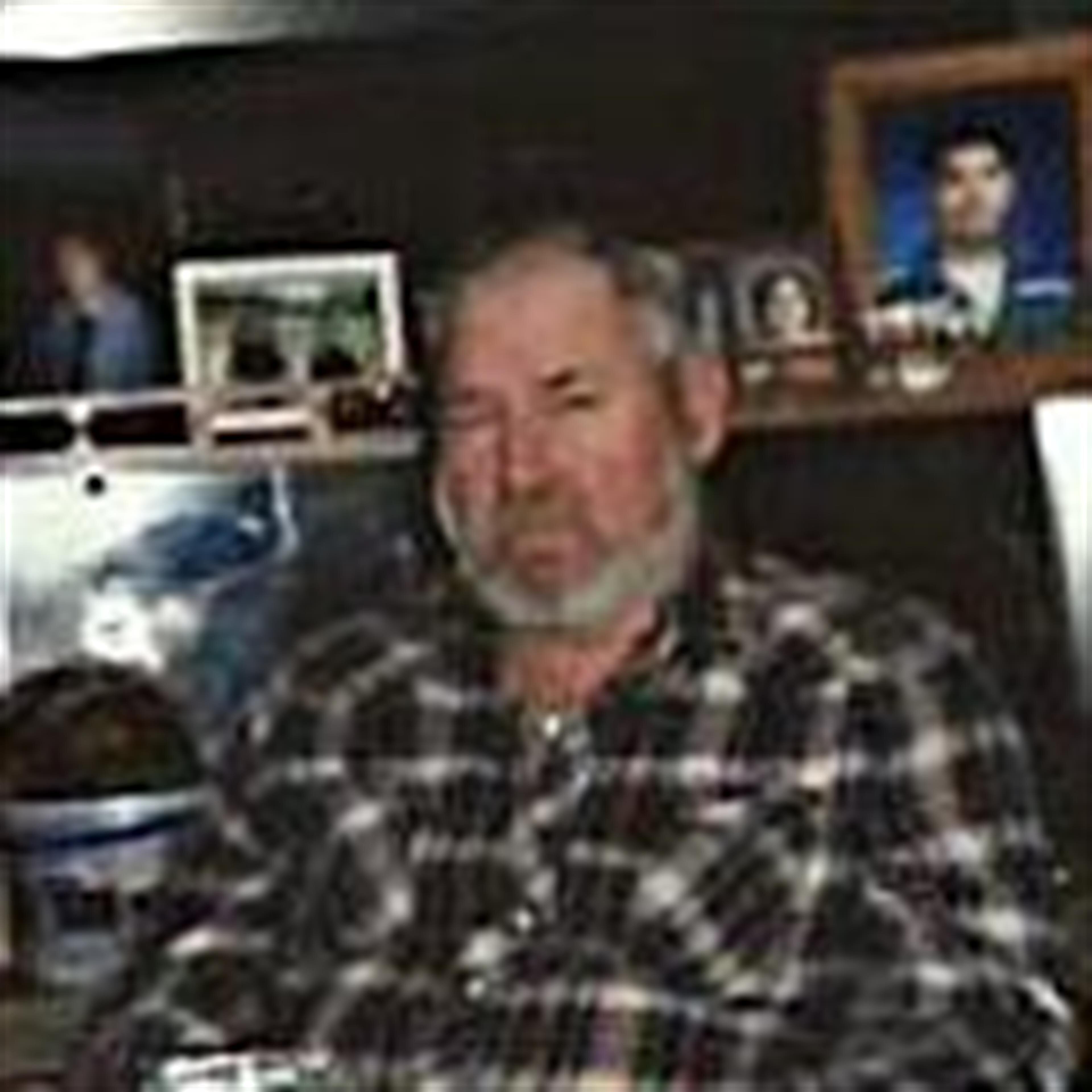 Charles R Hull Sr
