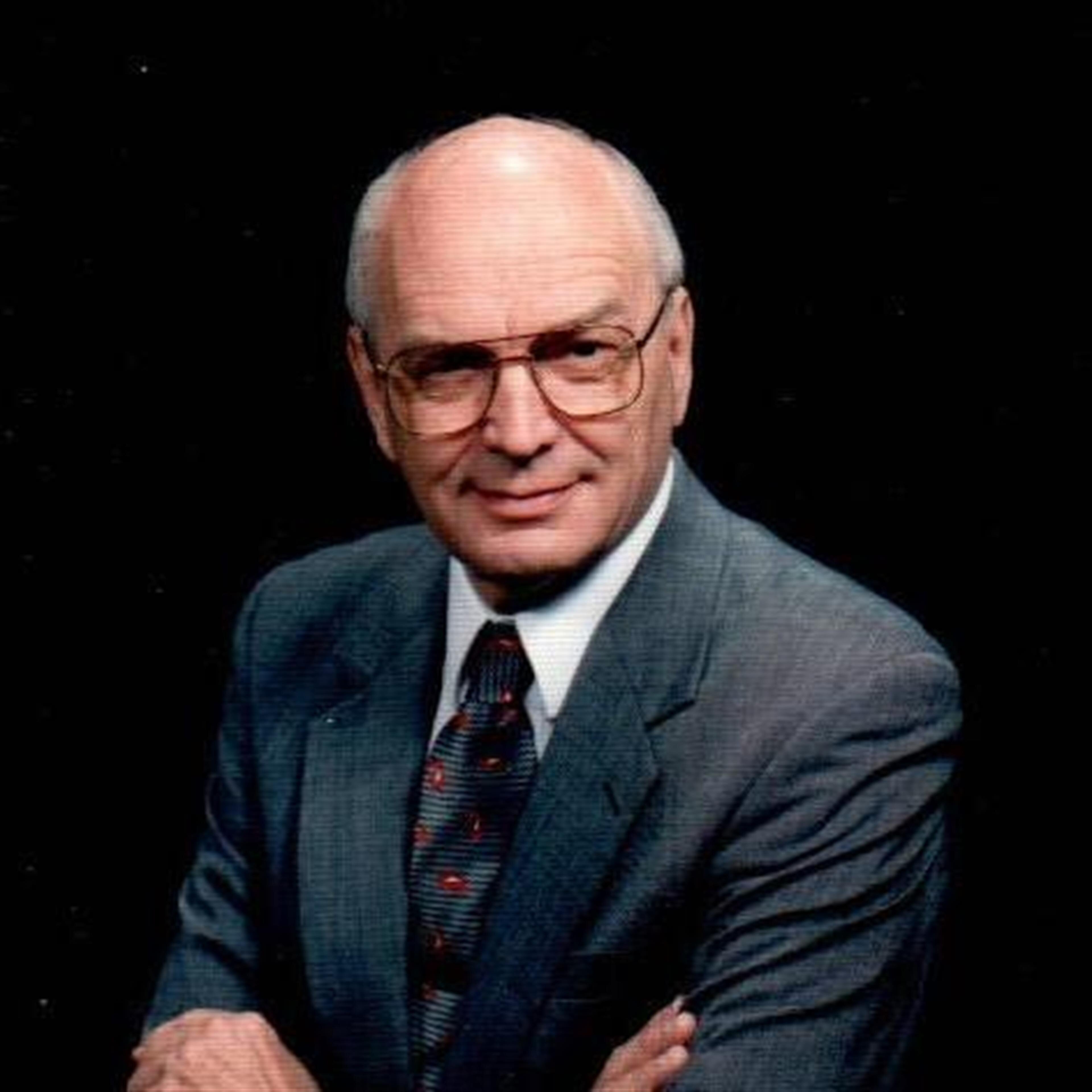Dr. Thomas G. Wilson