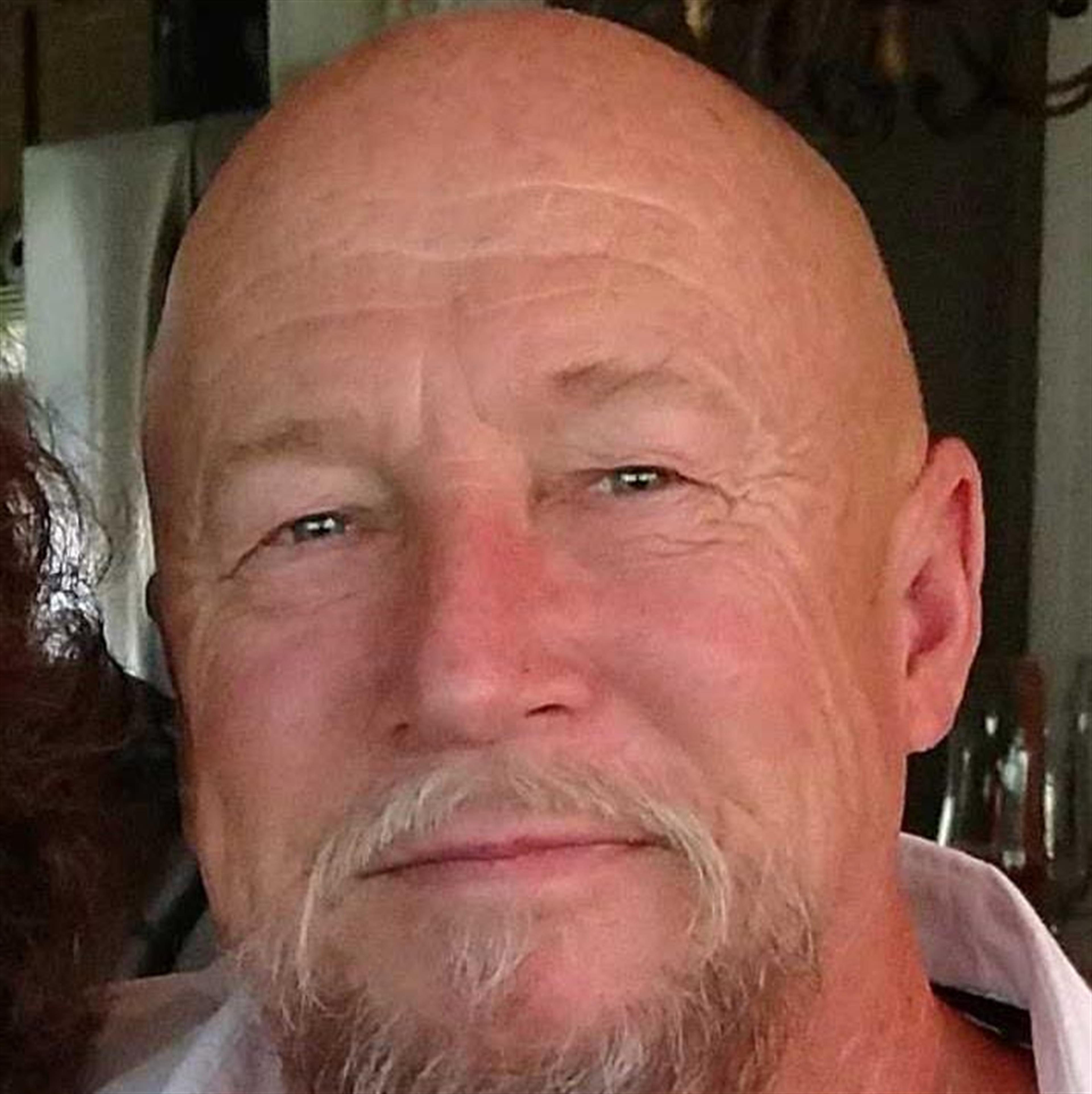 Scott W Calkins