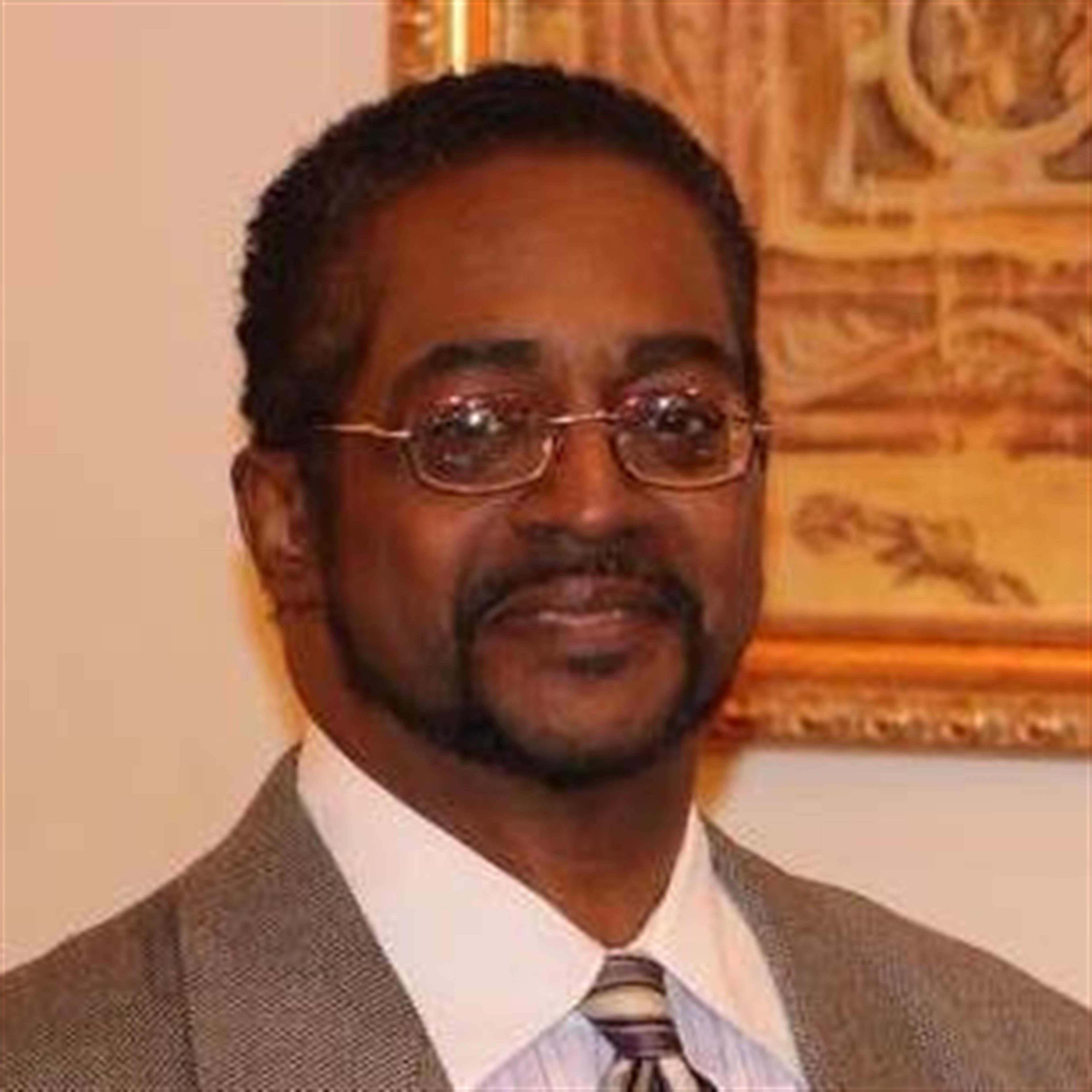 MR.  LESLEE LAMONT GORDON 