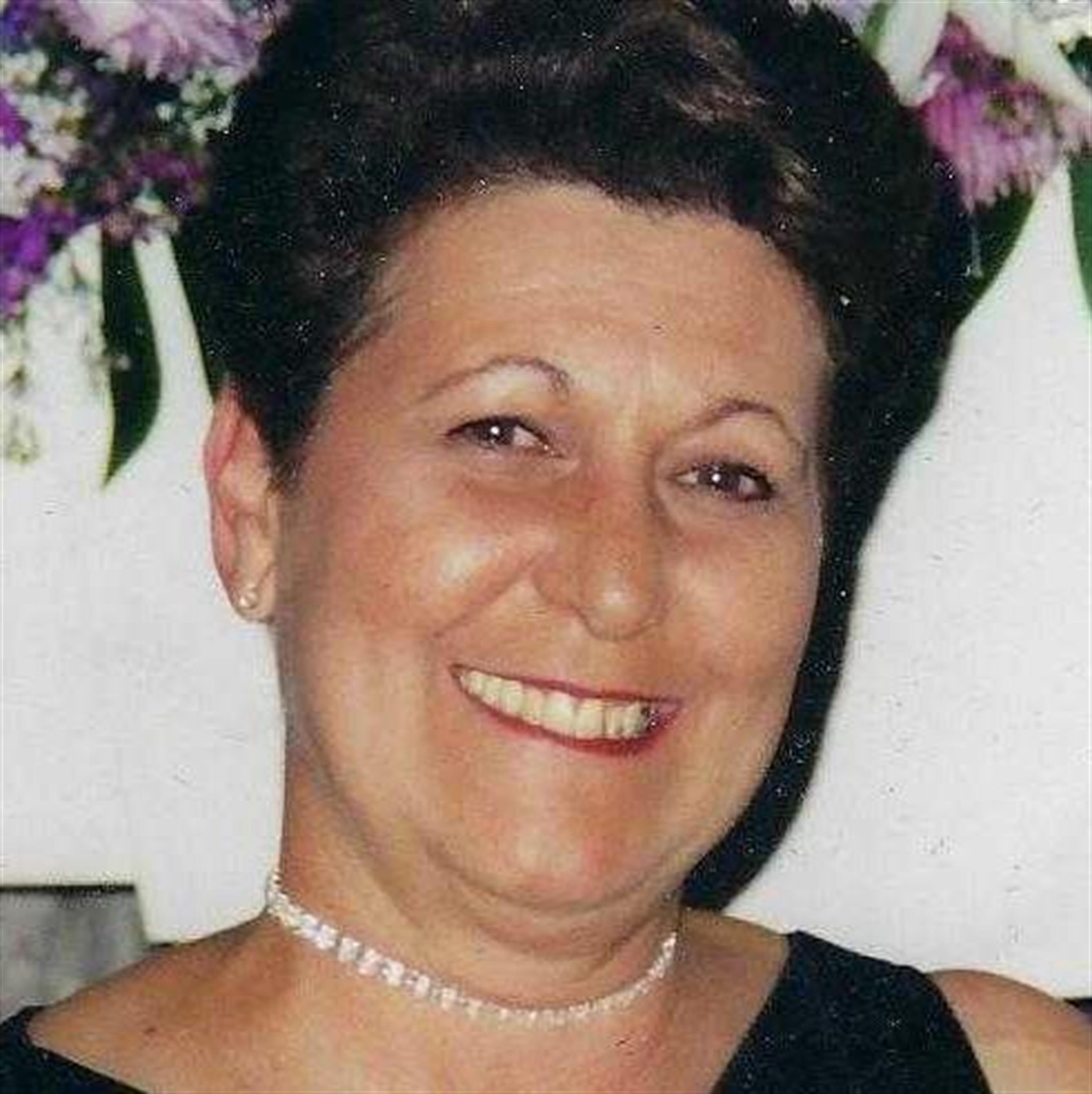 Victoria E Cruickshank