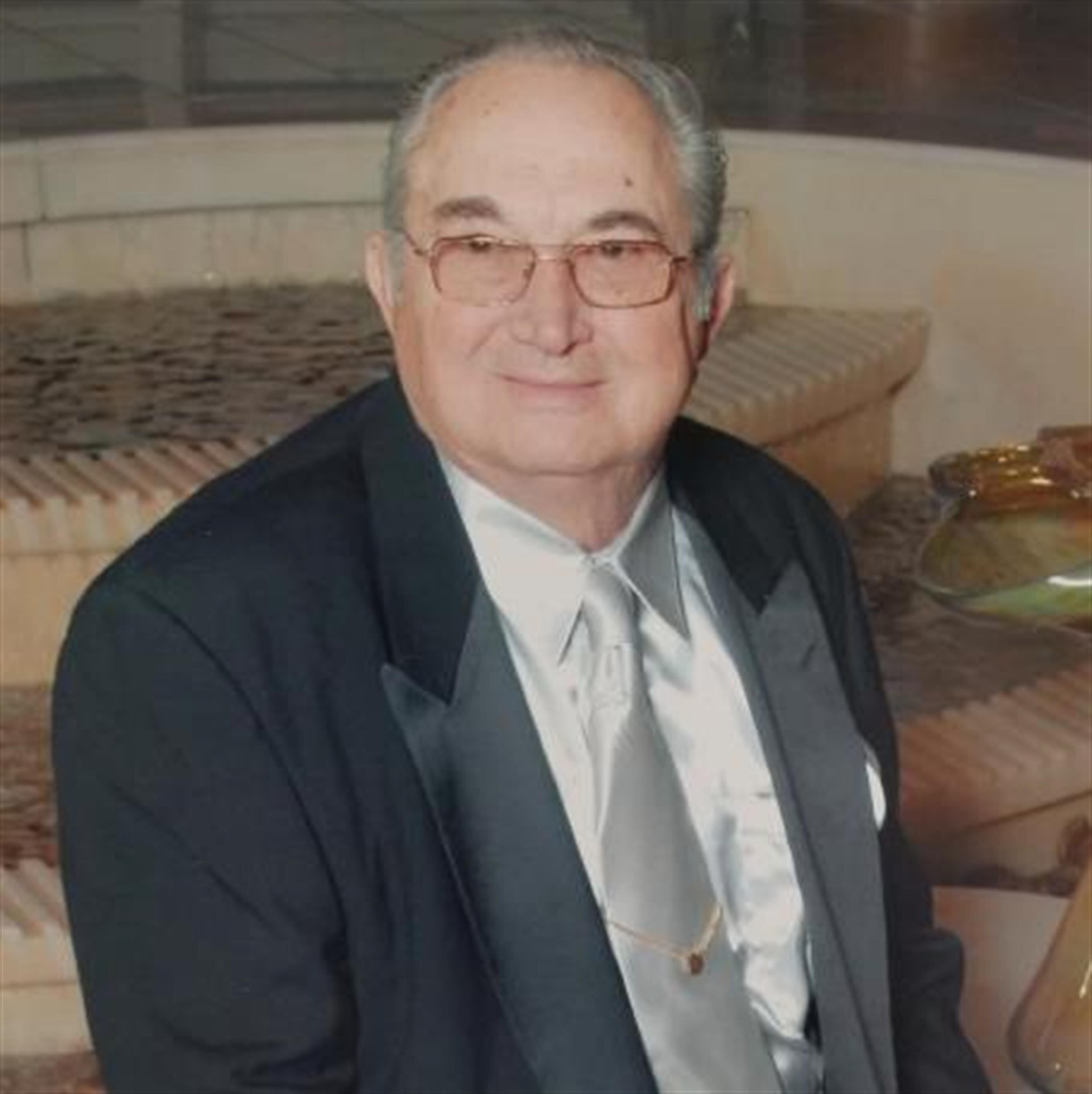 Royland McThaye Hicks