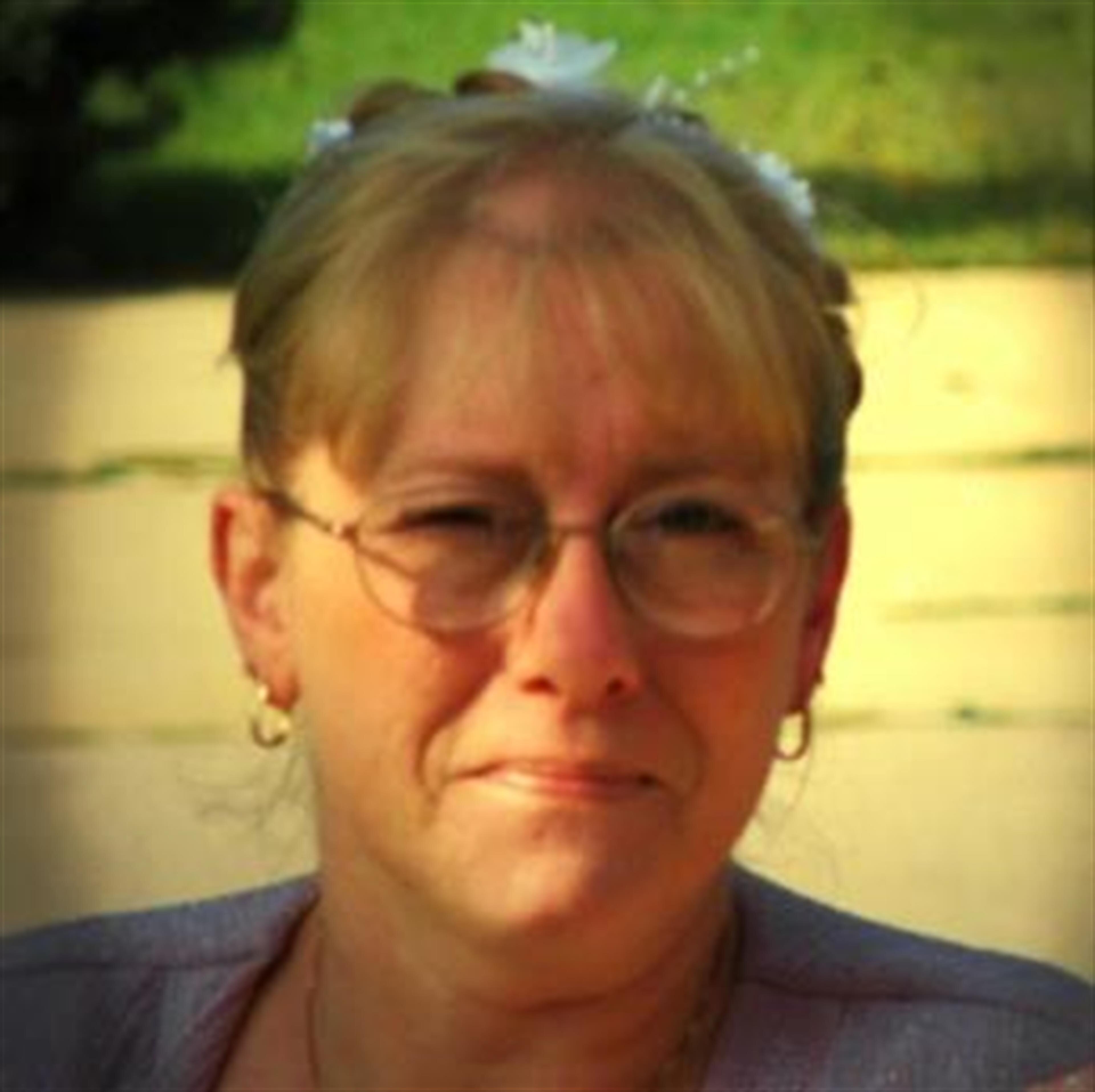 Mrs.  Sharon Lynn Northrup