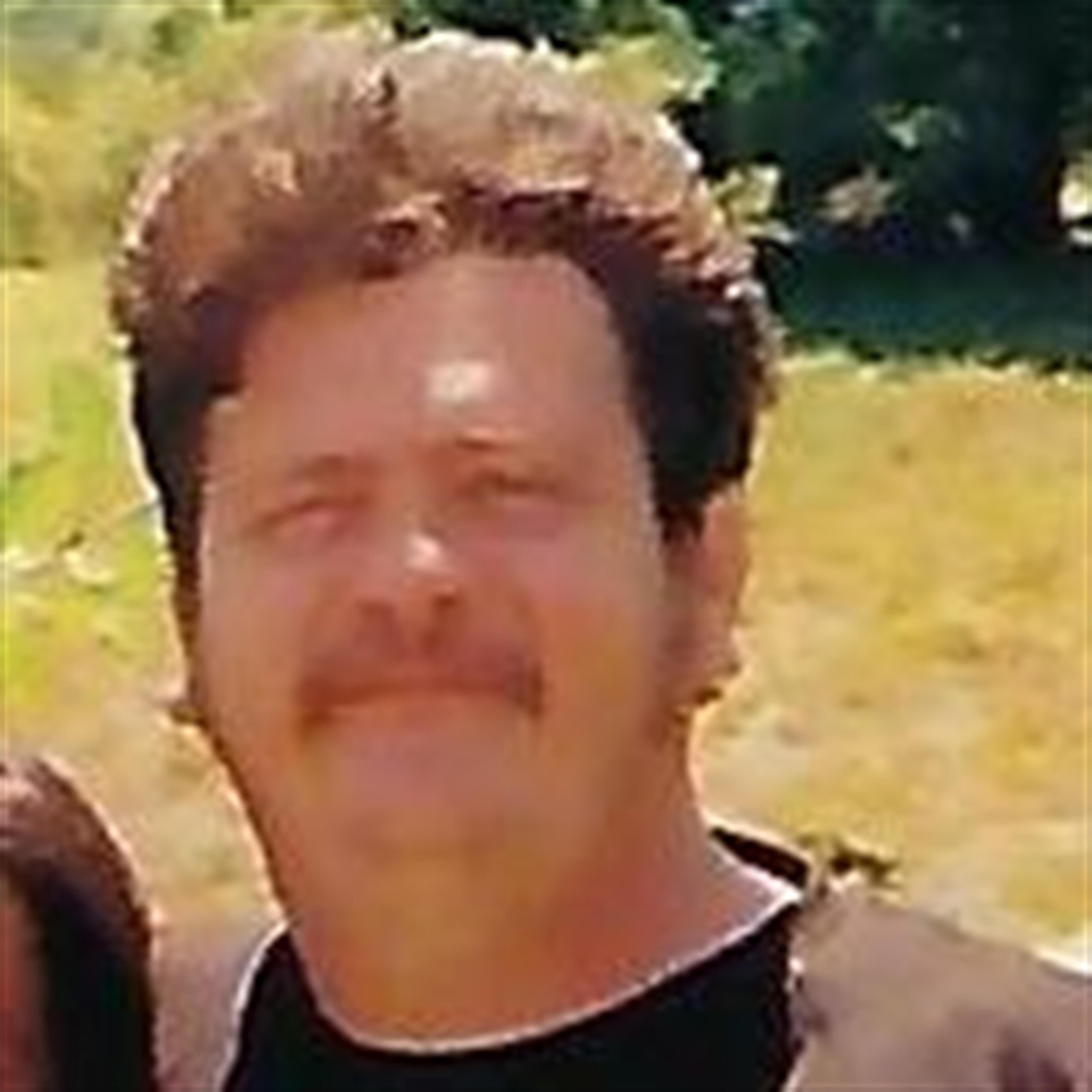 Willis "JR" Lakey (Seymour)