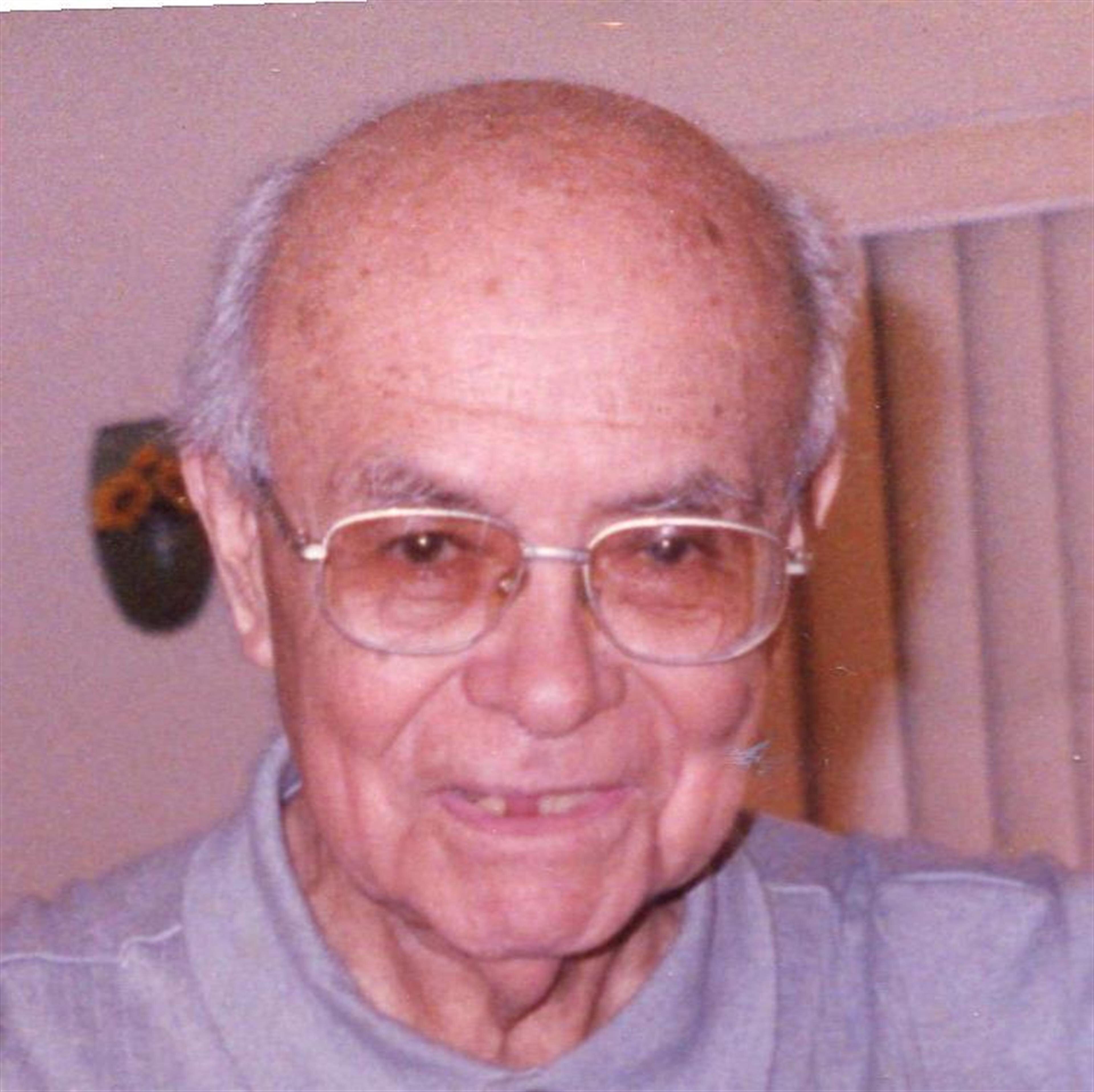 CARLOS RAFAEL SAAVEDRA