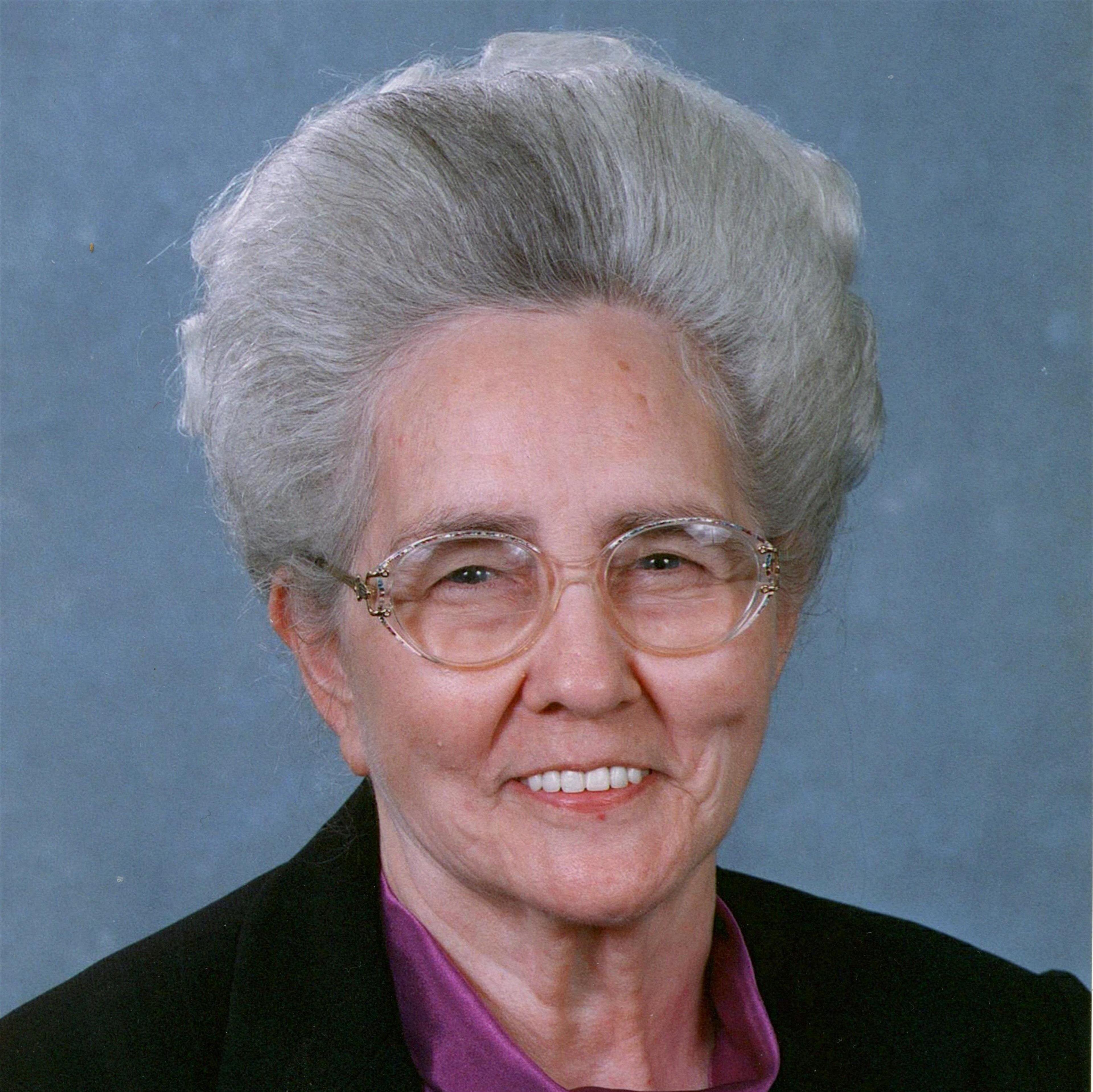 Mrs. Annie Pearl Walls