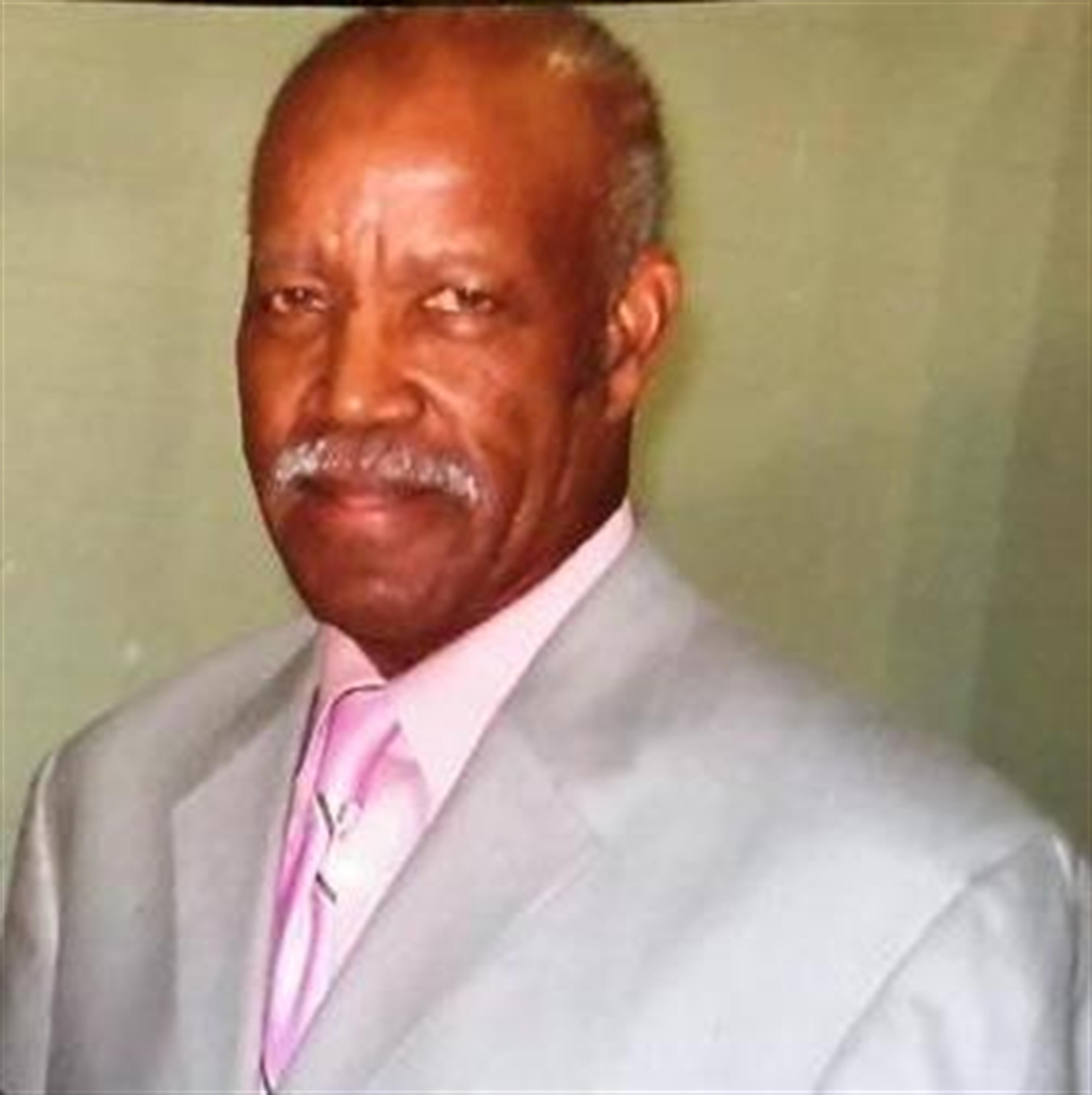 Mr Maurice Webb