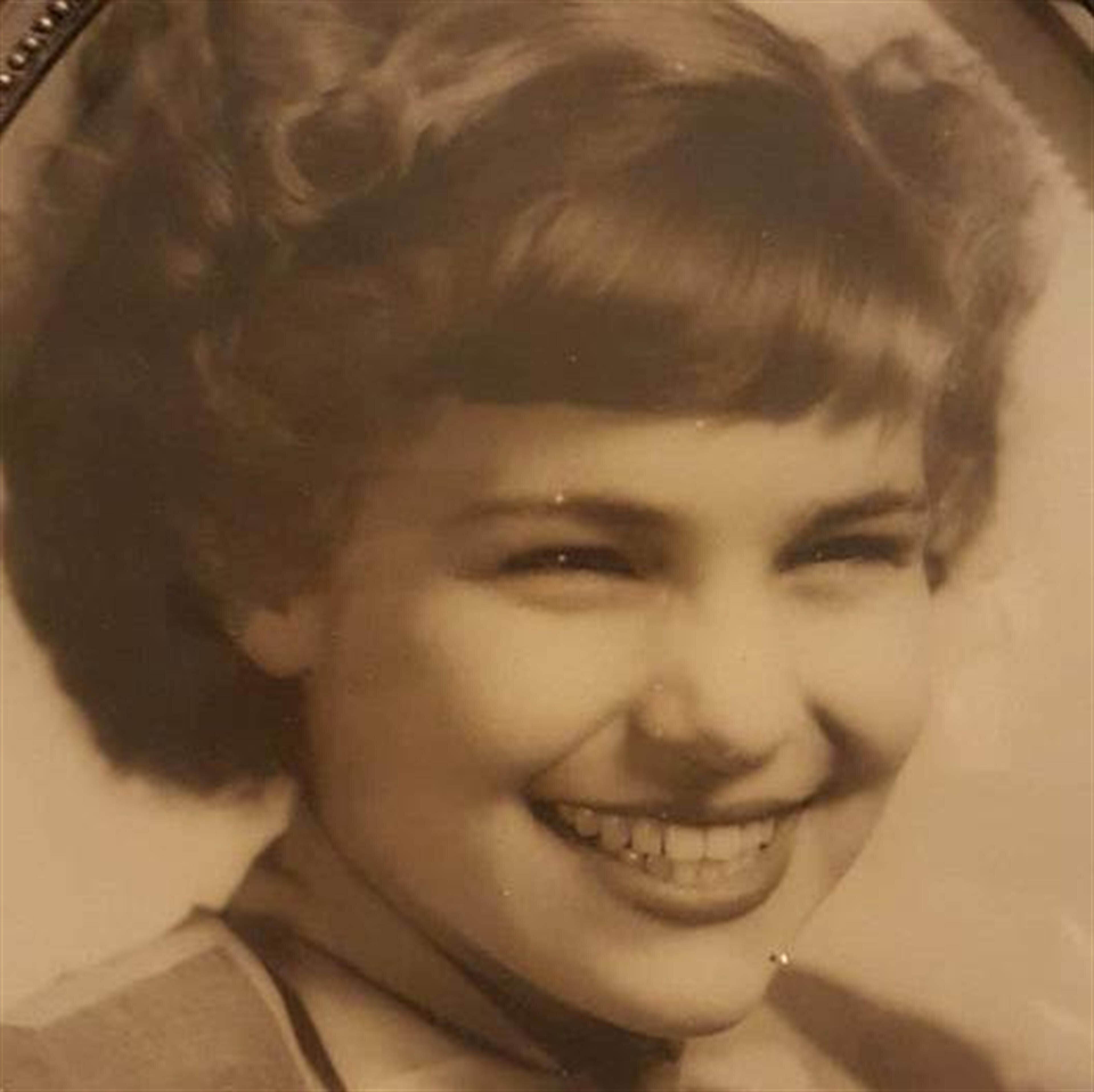 Mrs. Lois F. Pippin
