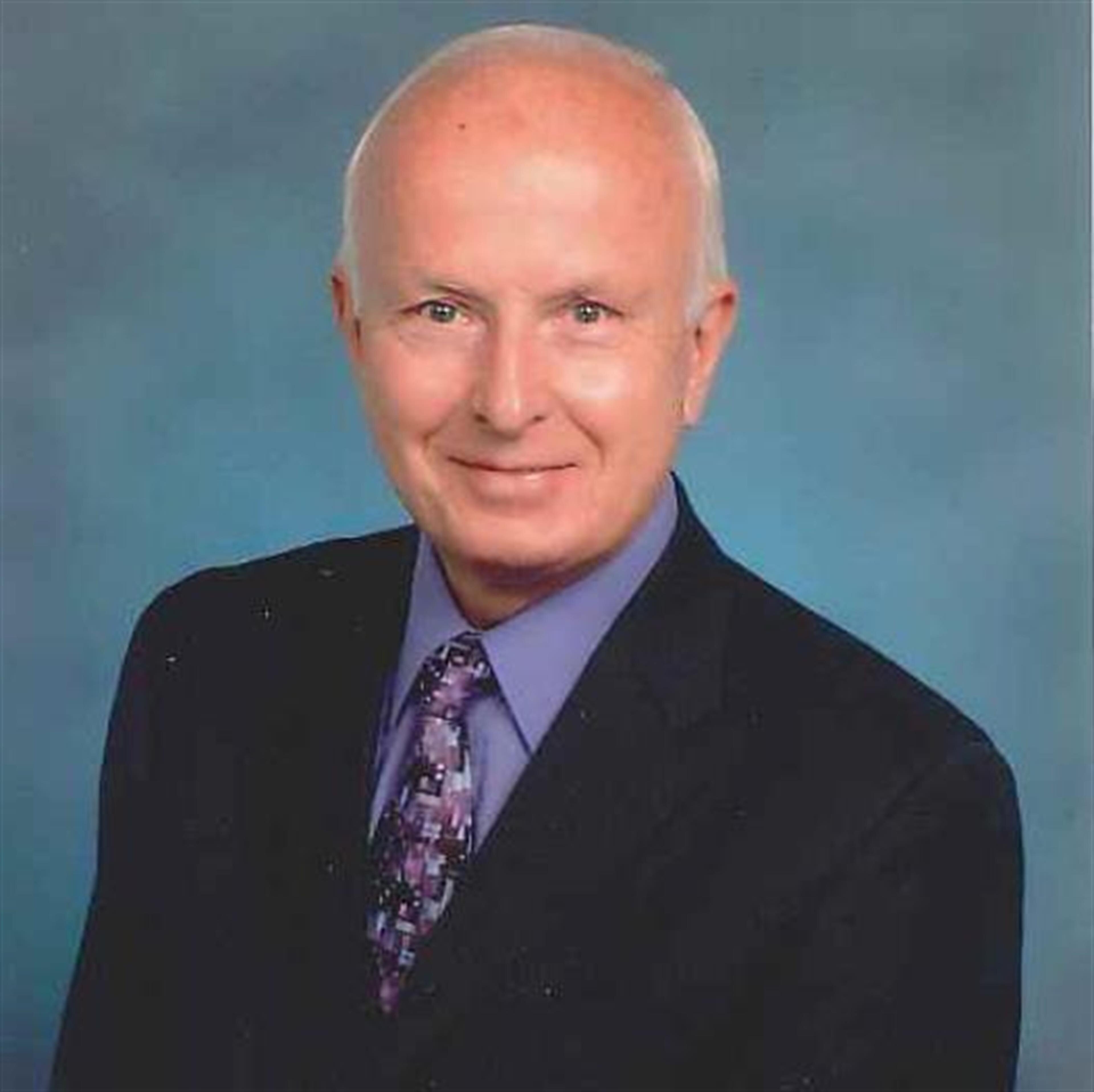 Mr. Howard Levi DeWeese