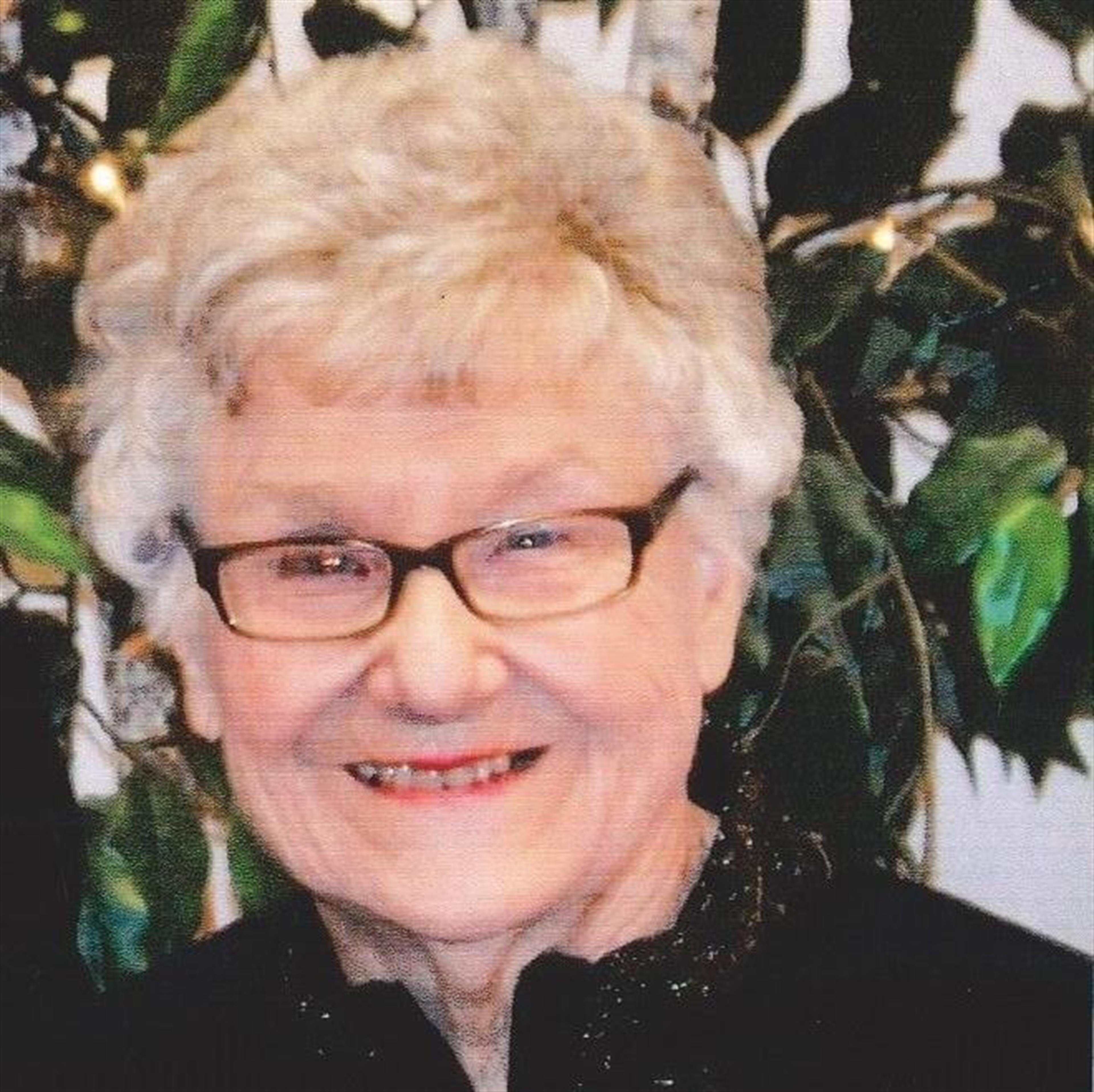 Dee Crews